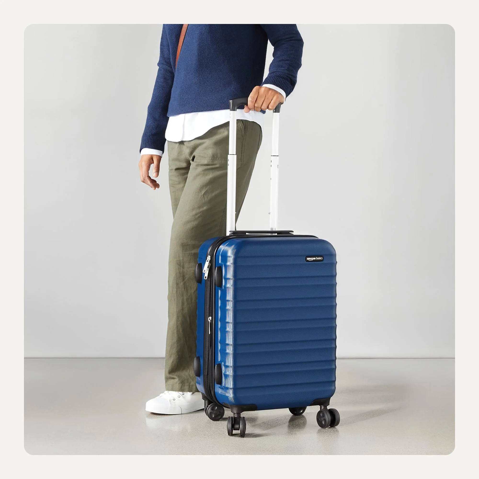 Amazon Basics 21" Hardside Carry-On Luggage with Multi-directional Wheels, Expandable for Up to 25% More Space, Scratch-Resistant Surface, Organized Interior, Navy Blue - Image 4