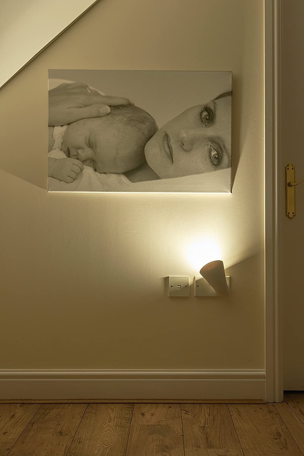 AURAGLOW Plugin GU10 Spotlight Uplighter Wall Sconce Wash Light Plug Socket Outlet Uplight Lamp - NO LED Bulb Included - Image 4