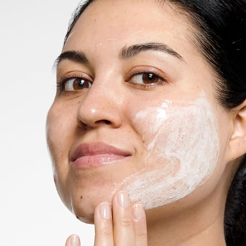 Clinique 3-Step All About Clean Liquid Facial Cleanser Soap For Oily Skin Types - Image 4