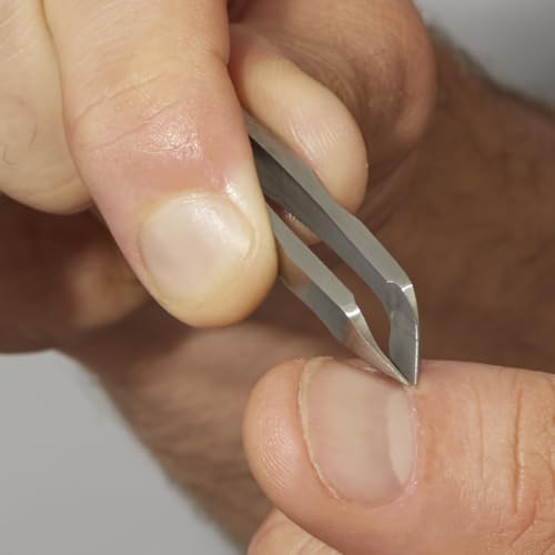 Tweezerman Men's Mini Hangnail Squeeze Snip Nipper, Silver - Image 2