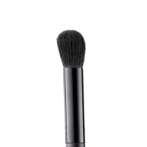 e.l.f. Flawless Concealer Brush | Vegan Makeup Tool | Effortlessly Blends & Highlights | For a Smooth, Airbrushed Effect - Image 2