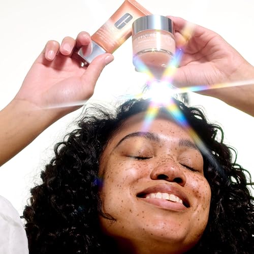Clinique Sun-Kissed Face Gelee Complexion Multitasker | Sweat + Humidity Resistant, 1 Fl Oz - Image 6
