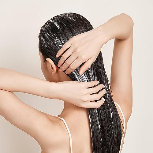 Alfaparf Milano Semi Di Lino Moisture Nutritive Leave-in Sulfate Free Conditioner for Dry Hair - Professional Salon Quality - SLS, Paraben and Paraffin Free - Safe on Color Treated Hair - Image 4