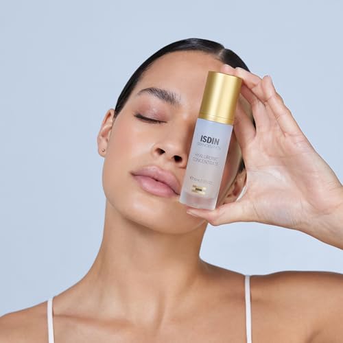 Isdinceutics Hyaluronic Concentrate, Lightweight Face Serum with Hyaluronic Acid, 1.0 FL OZ - Image 2