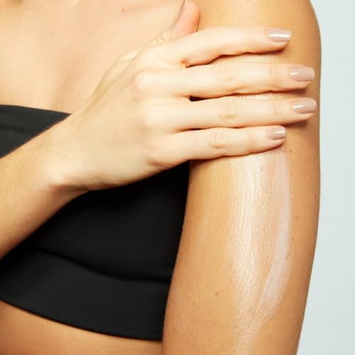 Clarins Self Tanning Milky Lotion | Self Tanner For Face and Body | Natural, Long-Lasting, Streak-Free, Sun-Kissed Glow and 24-Hour Hydration* | Non-Staining | Contains Glycerin | 4.2 Ounces - Image 5