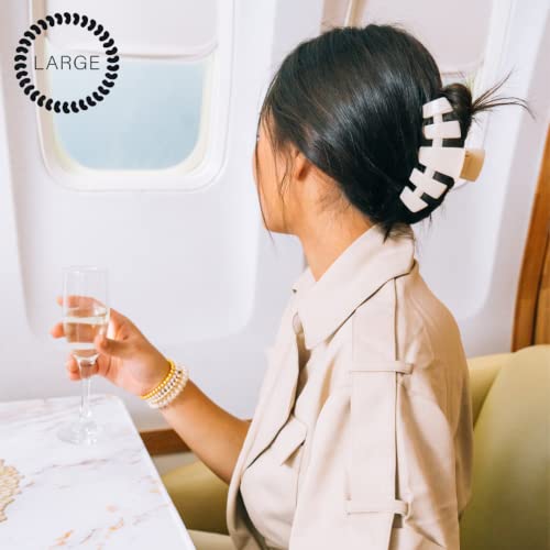 TELETIES - Large Hair Clip - Strong Grip, Bendable Teeth, Comfortable Curved Design - Ideal for Thick Hair - For All Hair Textures - Almond Beige - Image 5