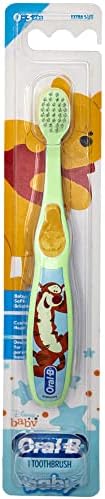 Oral-B Baby Manual Toothbrush, Pooh Characters, 0-3 Years Old, Extra Soft (Characters Vary) - Pack of 6 - Image 4