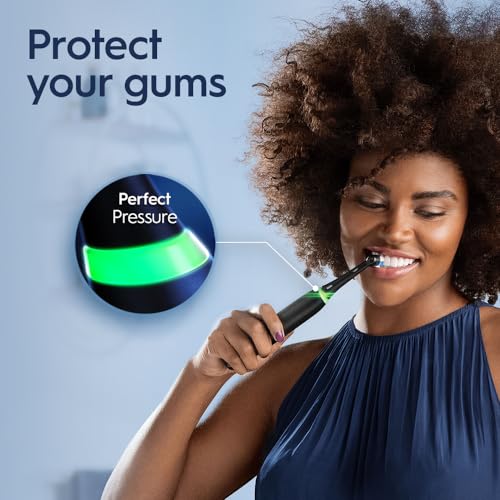 Oral-B iO3 Electric Toothbrush (1) with (1) Ultimate Clean Brush Head and (1) Charger - Image 3