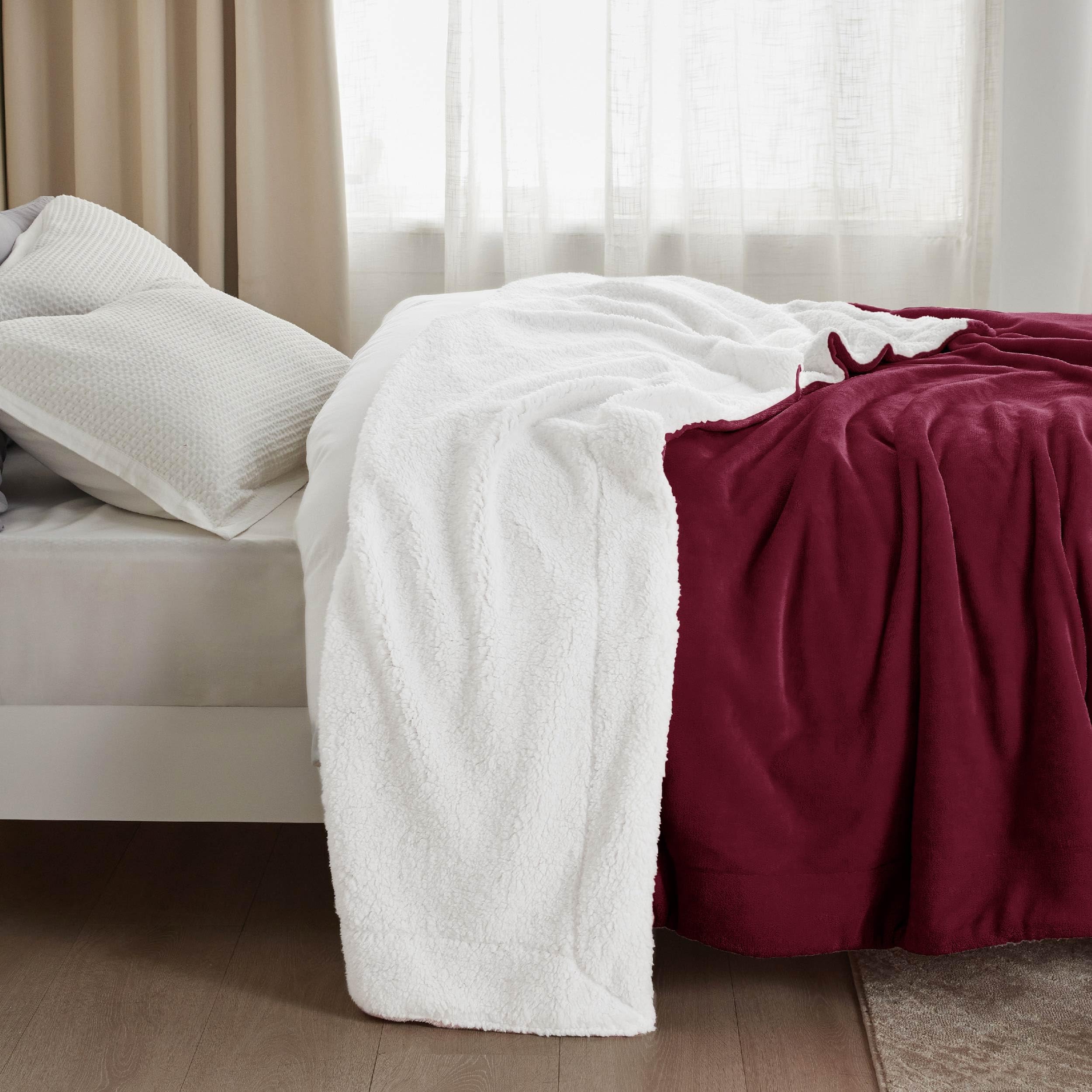 Bedsure GentleSoft Sherpa Fleece Throw Blanket for Couch, Non-Heated, Thick and Warm Throw for Girls and Women, Soft Fuzzy Plush Blanket for Winter, Red, 50x60 Inches - Image 7