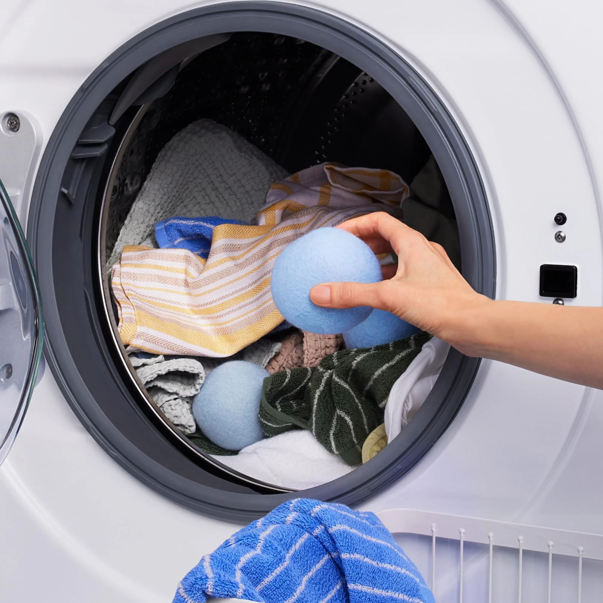 BLUELAND Laundry Essentials Kit, Spring Bloom - Plastic-Free Laundry Detergent Tablets, Oxi Booster, and Reuseable Natural Wool Dryer Balls - Image 9