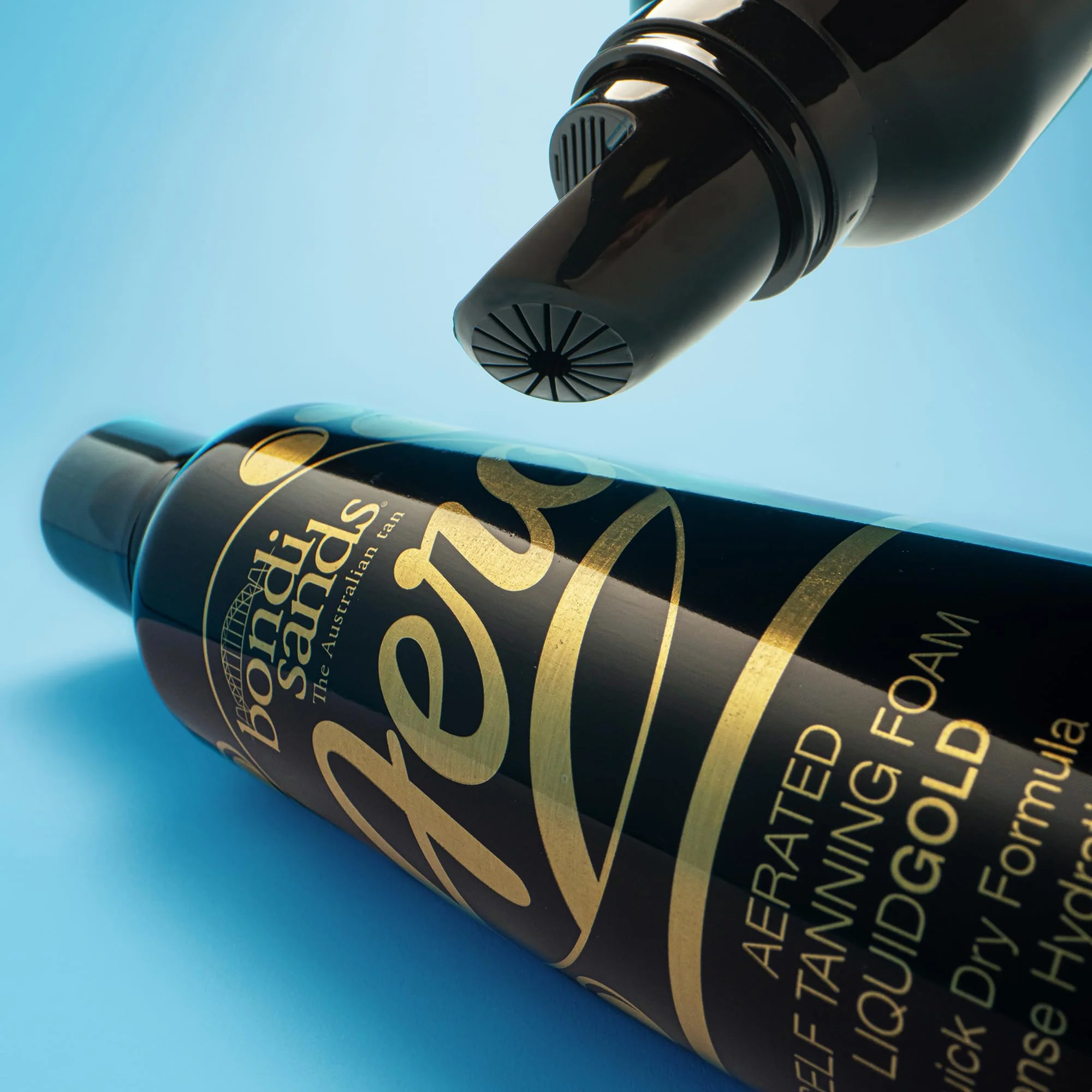 Bondi Sands Aero Liquid Gold Self Tanning Foam | Lightweight + Quick Dry Aerosol Formula Gives Skin a Long-Lasting Golden Tan | 7.61 Oz/225 mL - Image 3