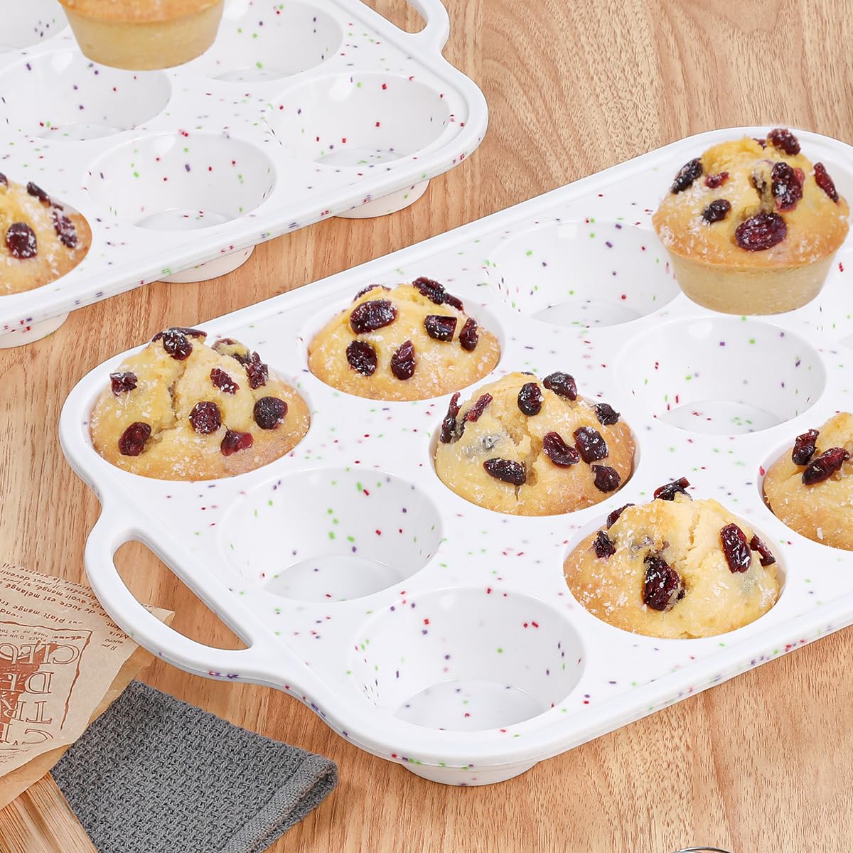 CAKETIME Silicone Muffin Pan with Metal Frame, Metal Reinforced Frame Regular Size Cupcake Pan with Handle 12 Cups Nonstick Muffin Pan for Baking BPA Free 2 Pack - Image 2