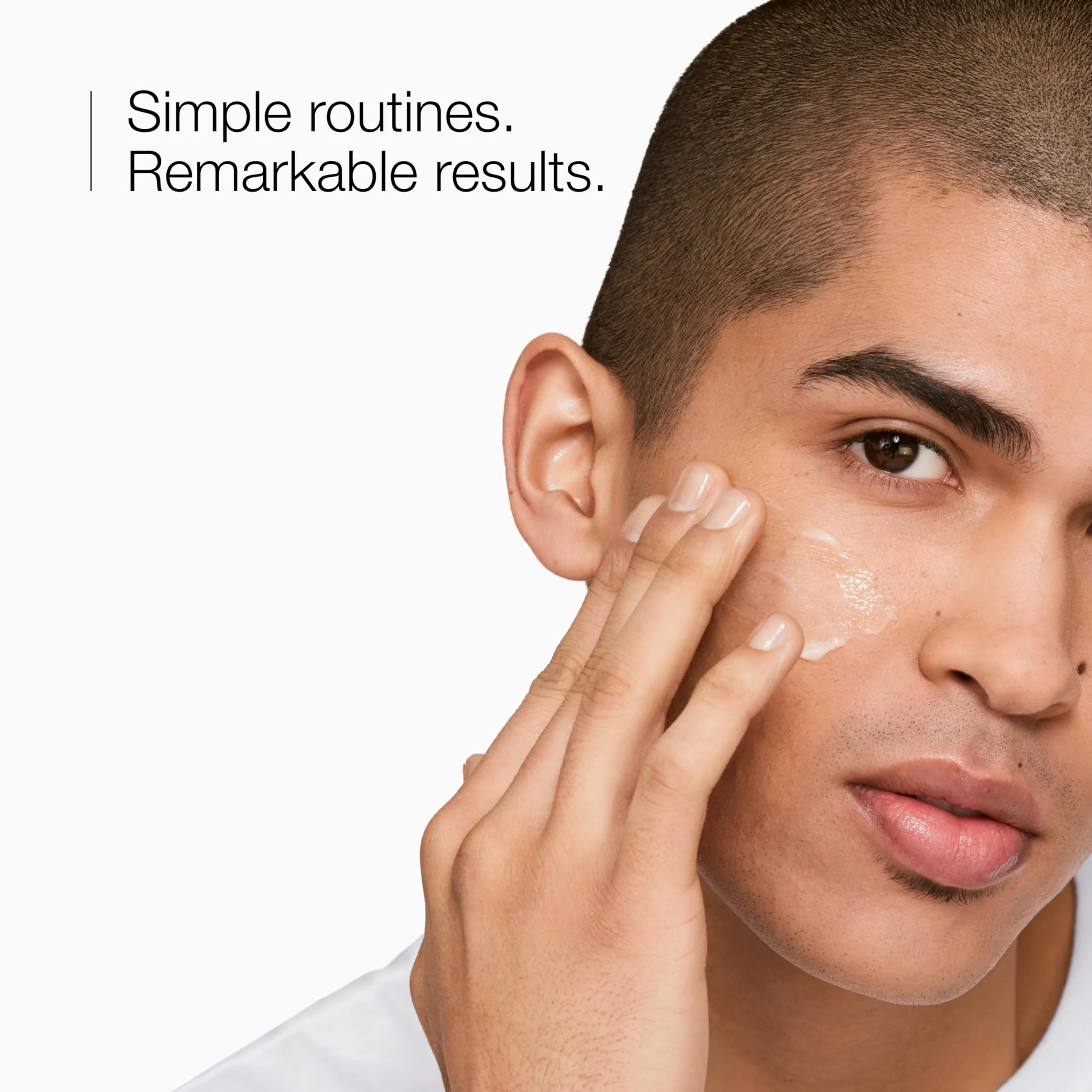 Clinique For Men Oil-Free Hydrating Face Moisturizer With Barley, Sunflower + Cucumber | For Oily Skin Types, 3.4 Fl Oz - Image 5