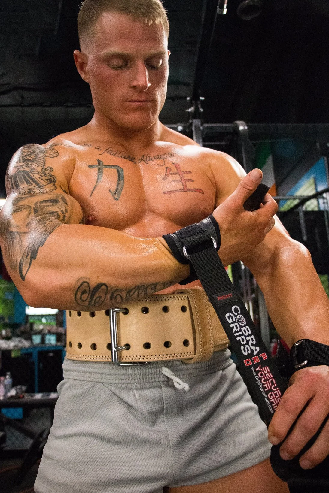 Cobra Grips PRO Weight Lifting Gloves, Heavy Duty Straps, Alternative to Power Lifting Hooks, for Deadlifts with Built in Adjustable Neoprene Padded Wrist Wrap Support