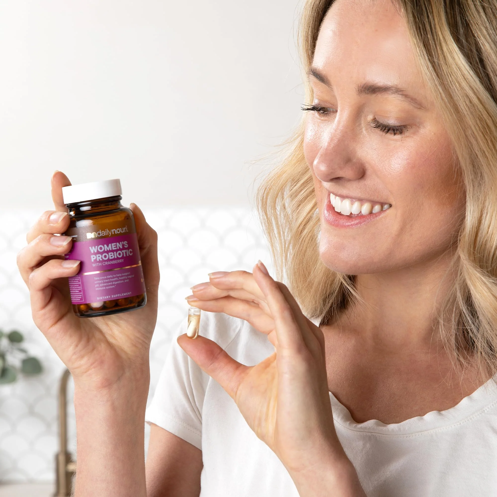Daily Nouri Probiotics for Women | Vaginal Health + Urinary Tract Support | Vaginal pH & Microbiome Balance | 5 Clinically Studied Strains + Cranberry & Omega | 60-Day Supply - Image 5