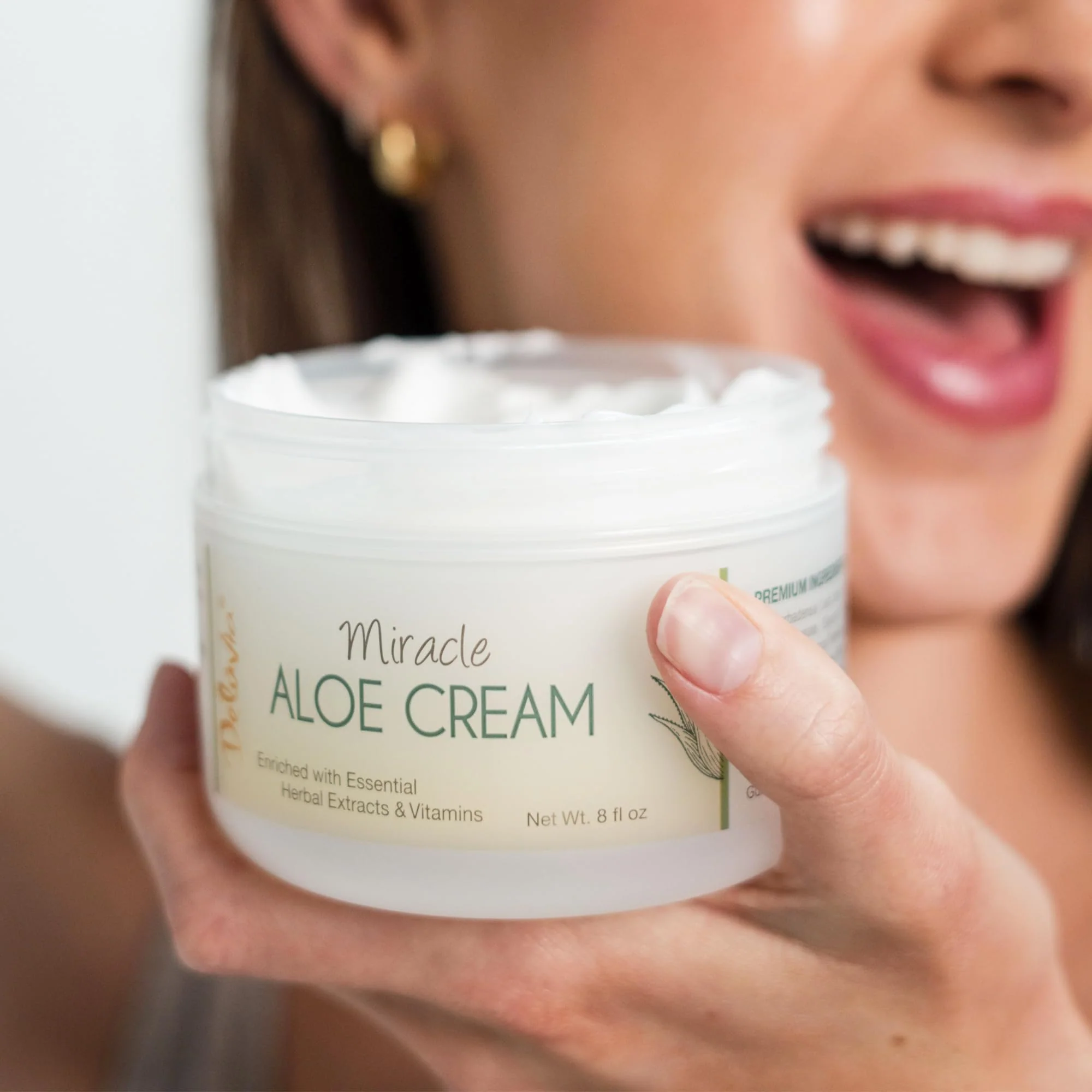 Deluvia Miracle Aloe Cream | Face & Body Moisturizer with Vitamin E & Organic Aloe Vera | Hydrating, Soothing for Dry Skin, Anti-Wrinkle, Acne Scars, Rosacea, Psoriasis, Eczema - 2 Pack - Image 9