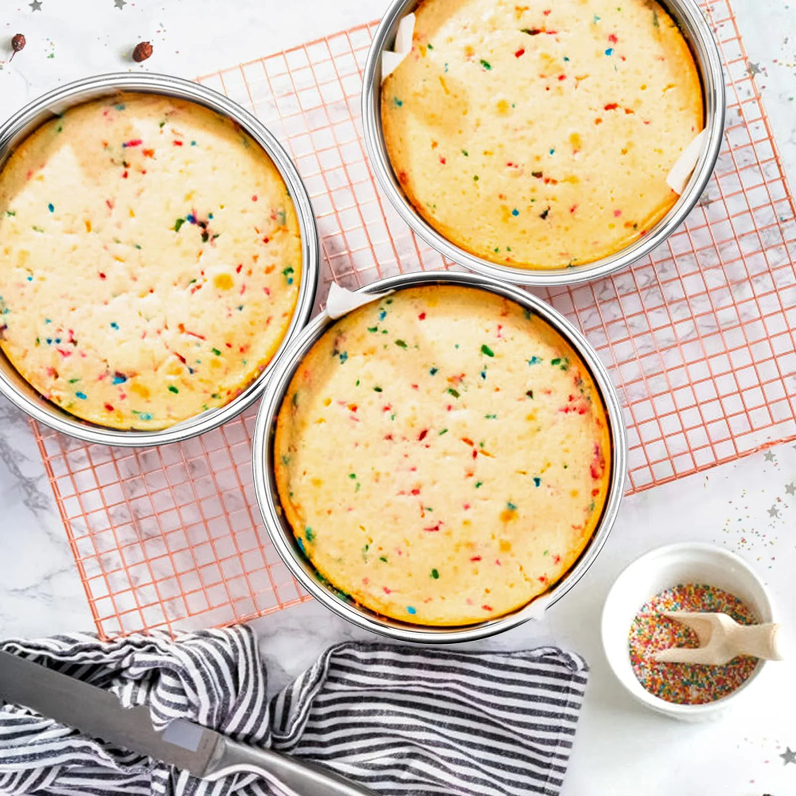 E-far 9½ Inch Cake Pan Set of 3, Stainless Steel Round Cake Baking Pans, Non-Toxic & Healthy, Mirror Finish & Dishwasher Safe - Image 2