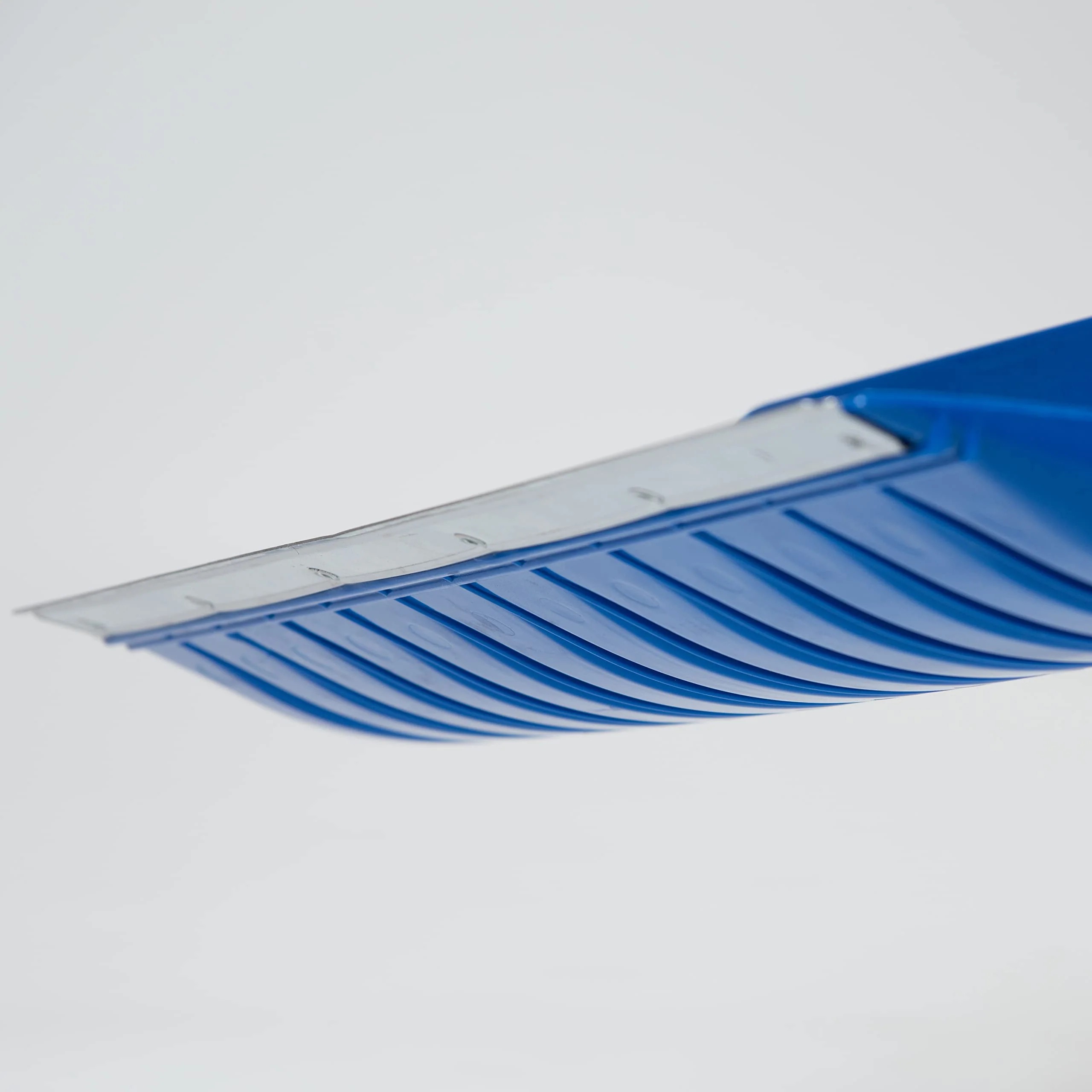 EarthWay Polar Tech 90026 Snow Shovel for Driveway - 26 Inch Blue Shovel with High Impact ABS Resin, Galvanized Metal Edge, Long Fiberglass Handle, Ergonomic D Handle, Quick Assembly - Image 4