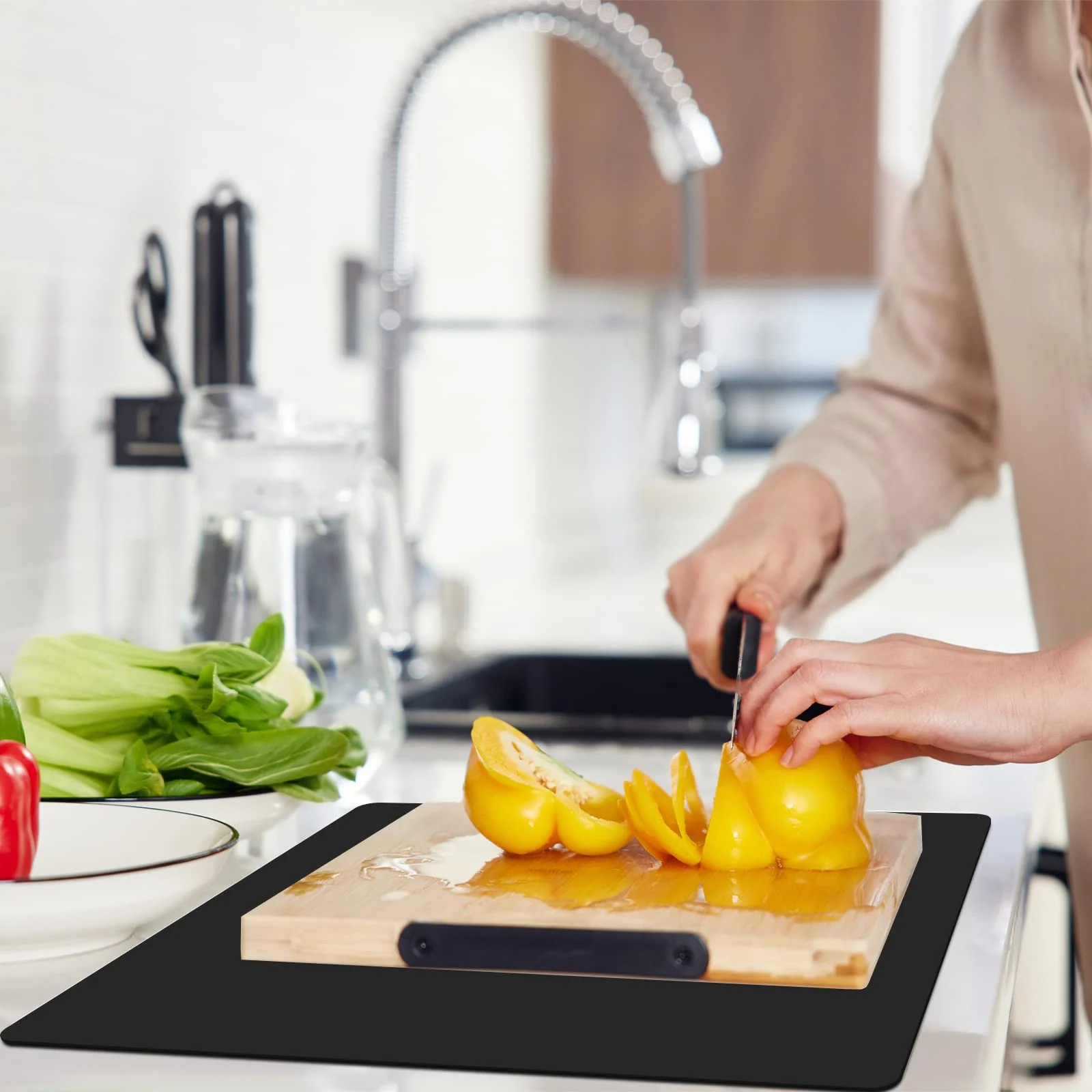 emolife Heat Resistant Mat for Air Fryer Site on, Thick Silicone Mats for Kitchen Counter, Countertop Protector, No-slip (Black) - Image 5