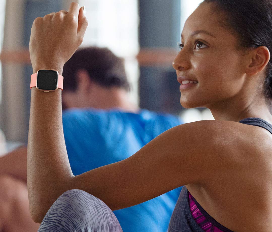 Fitbit Versa Health & Fitness Smartwatch with Heart Rate, Music & Swim Tracking, Peach - Image 3