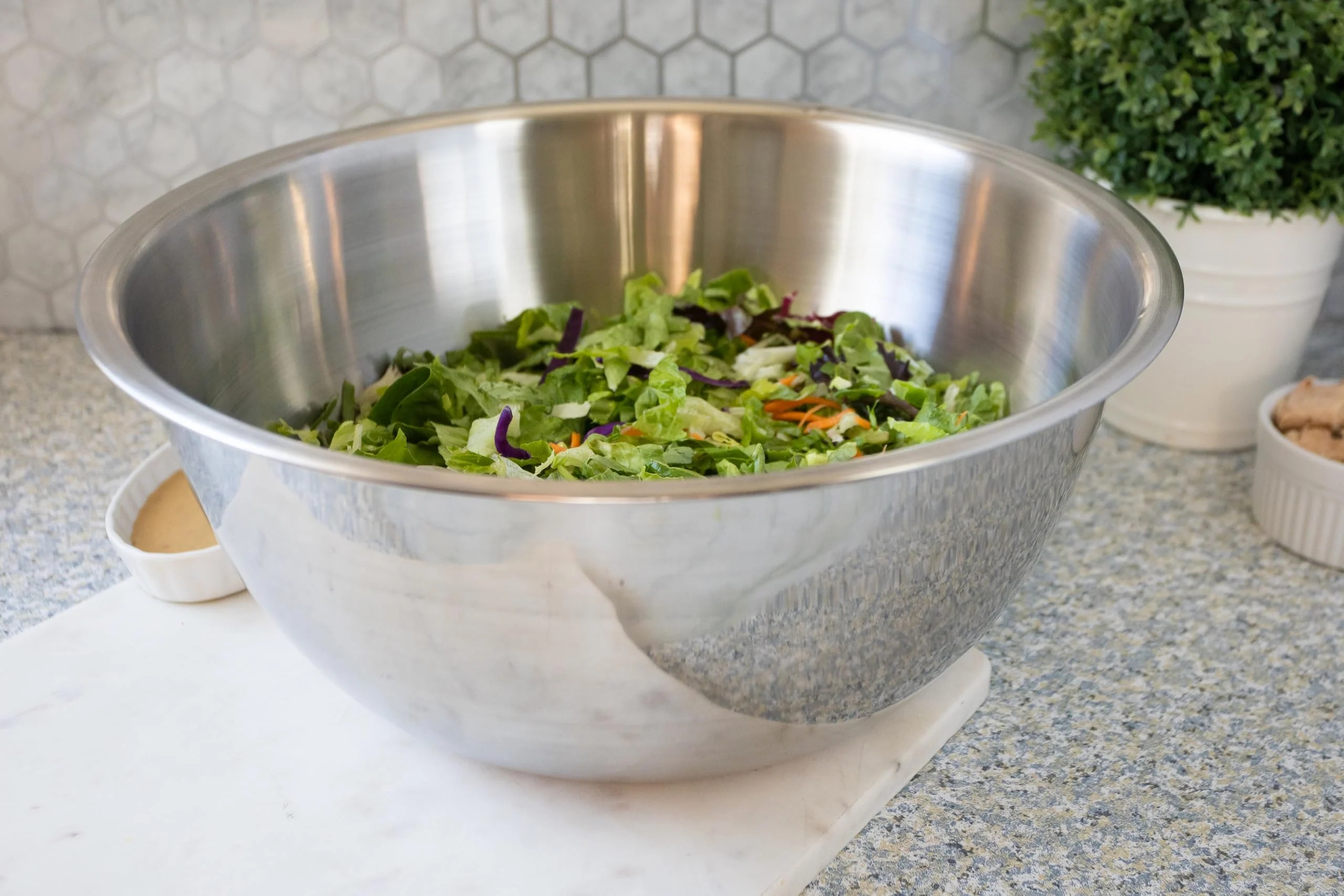 Fox Run Large Stainless Steel, Mixing Bowl, 14.25 x 14.25 x 6.25 inches, Metallic - Image 4
