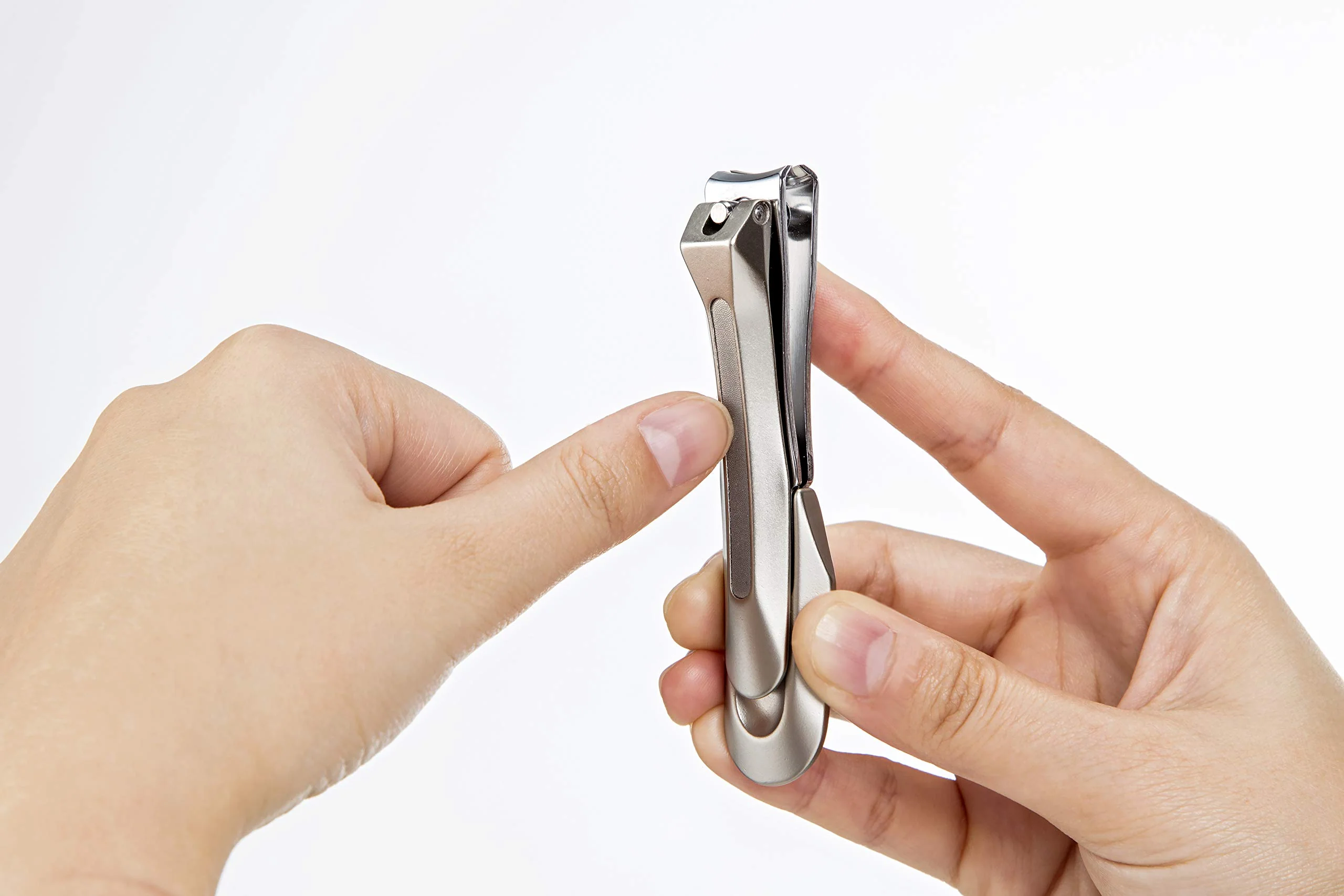 Green Bell - Takumi No Waza - Stainless Steel Nail Clipper (G-1205) - Built-in Nail File - Made in Japan - Image 6
