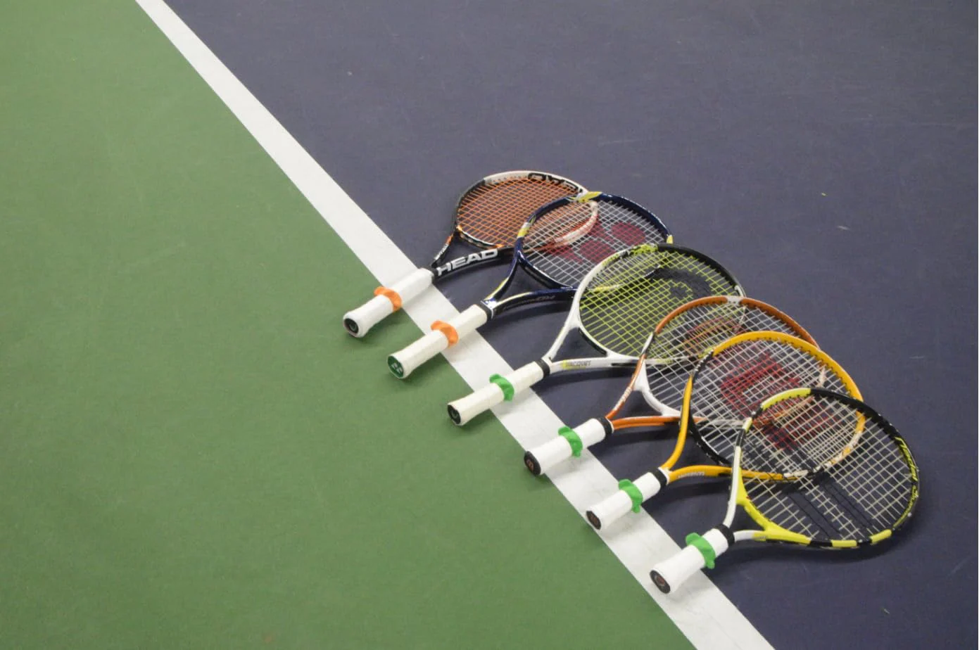 GRIPFIXER Tennis Grip Trainer (Medium Size, Left Hand) - Tennis Training Equipment - Grip Aid