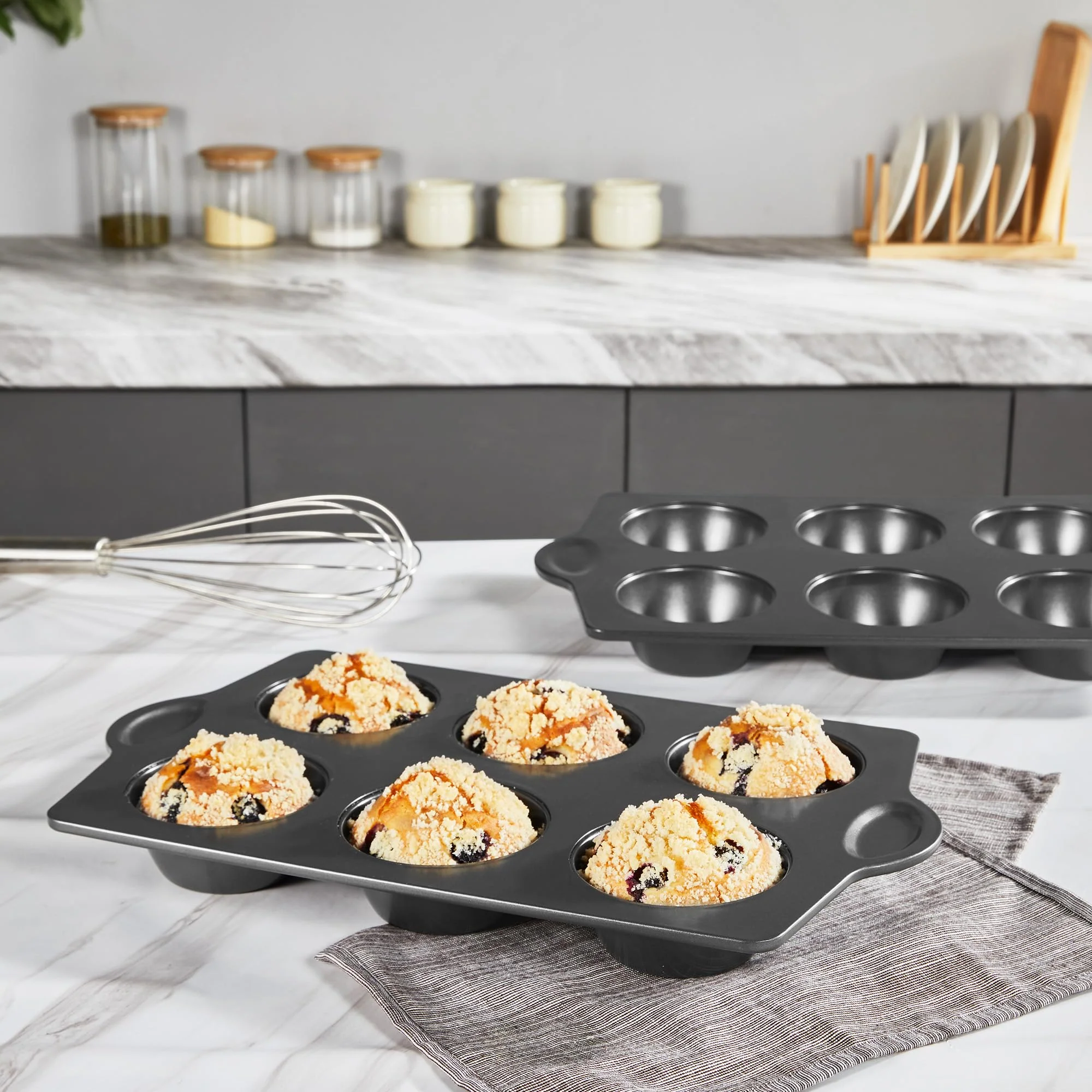 HONGBAKE Nonstick Jumbo Muffin Pan, 2 Pack Large Cupcake Tin for Baking, Cup Cake Tray, 3.5dia, 6 Cup, Premium, Extra Thick, Dishwasher Safe - Image 7
