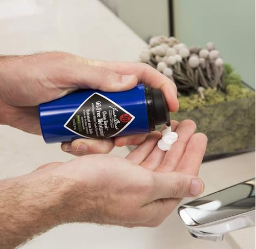Jack Black Clean Break Oil-Free Moisturizer, 3.3 Fl. Oz – Face Moisturizer for Men, Face Lotion, Daily Moisturizer for Face, Skin Moisturizer Face Cream - Image 4