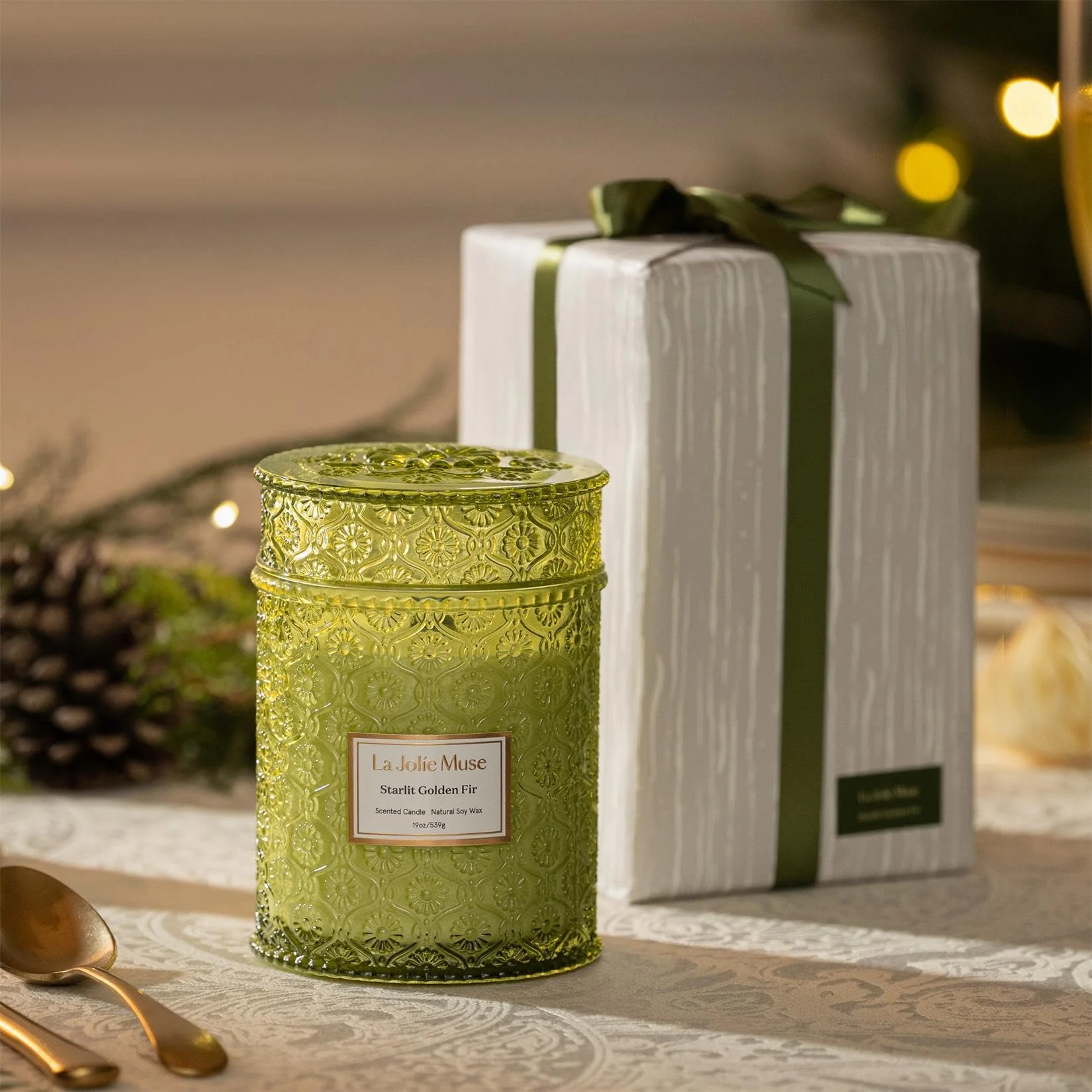 LA JOLIE MUSE Starlit Golden Fir Candle – Pine, Cedarwood, Fir Balsam | 19 oz Large Wooden Wick Candle | Natural Soy Wax | 90 Hours Clean Burn | Gift-Ready for Hosts & Gatherings - Image 4