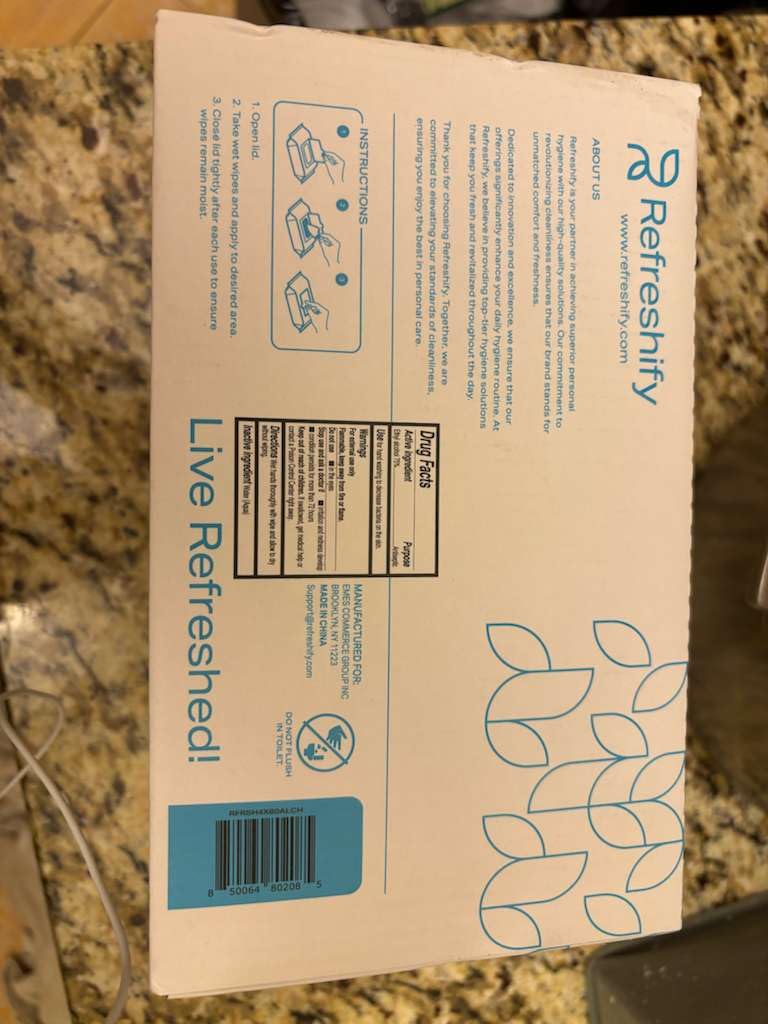Large Alcohol Wipes 75% Unscented Hand Sanitizing Wipes (320 count +12 travel wipes) Alcohol Wipes for Travel Home and Classroom - Resealable Pack - Image 2