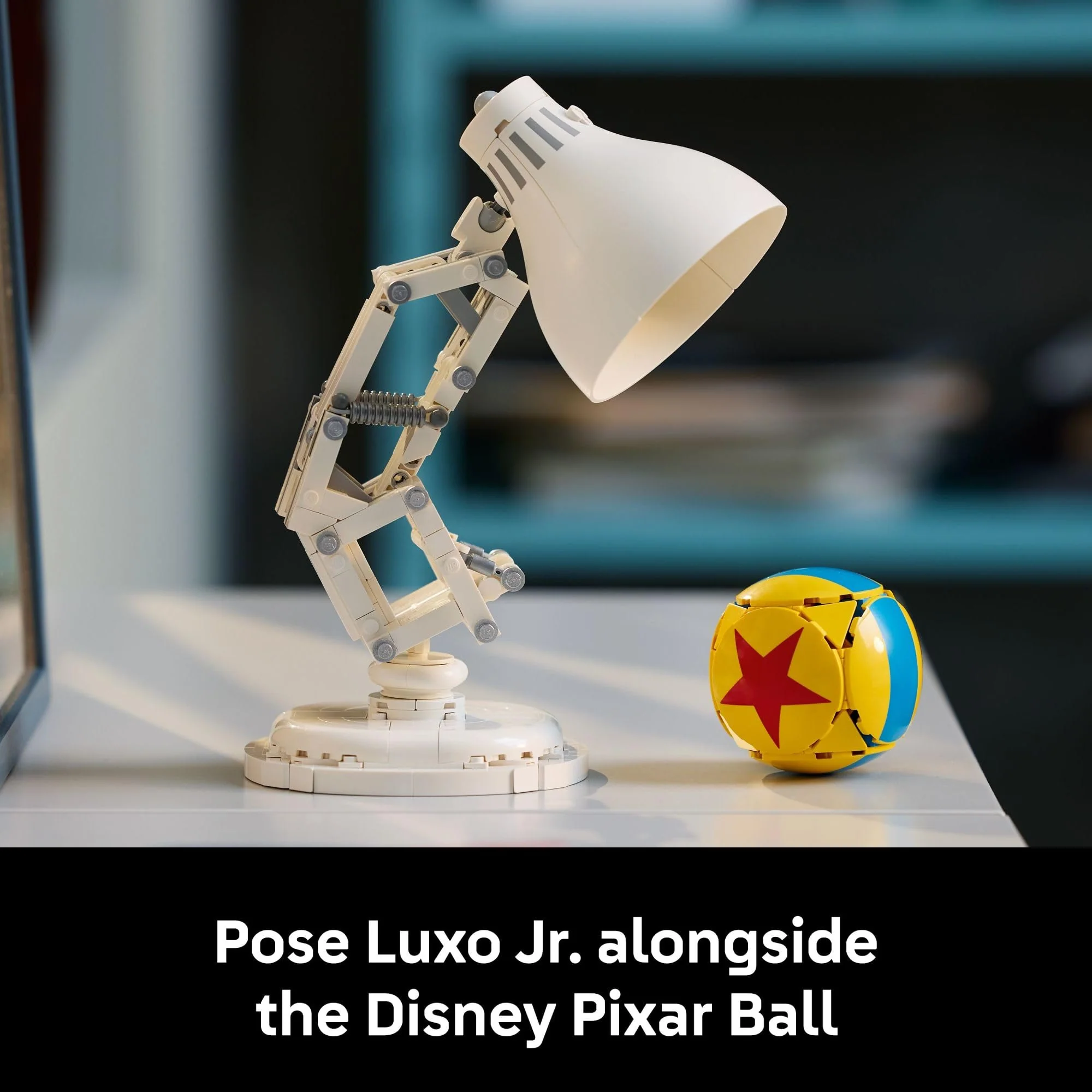 LEGO Ideas Disney Pixar Luxo Jr. - Building Set for Adults, Men & Women, Ages 18+ - Office and Desk Decor - Gifts for Christmas - 21357 - Image 4