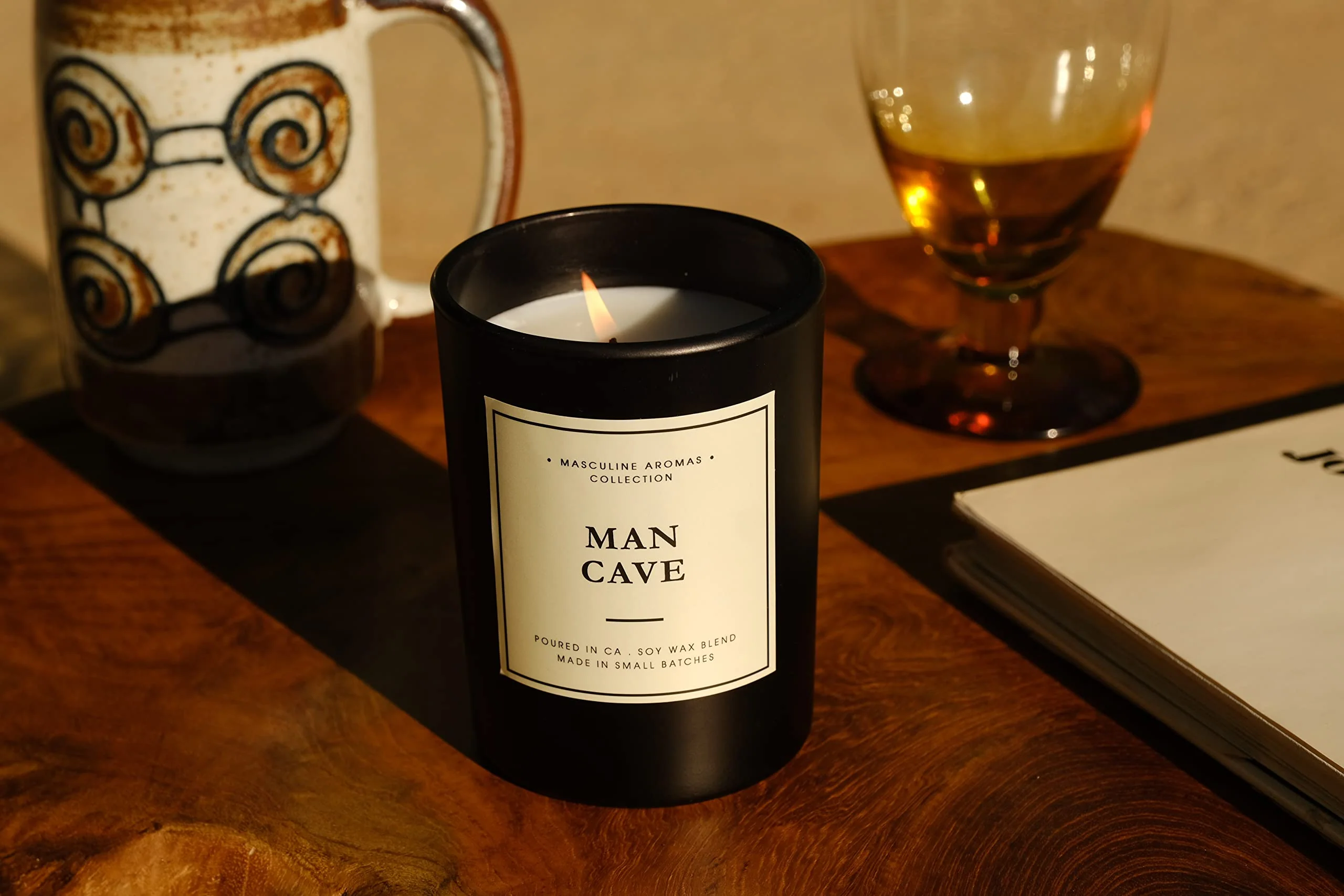 Leoben Company | Masculine Aromas | Small Batch | Soy Wax | 40 Hours | Scented Black Candles with Natural Essential Oils | Vegan (Cigar Lounge) - Image 2
