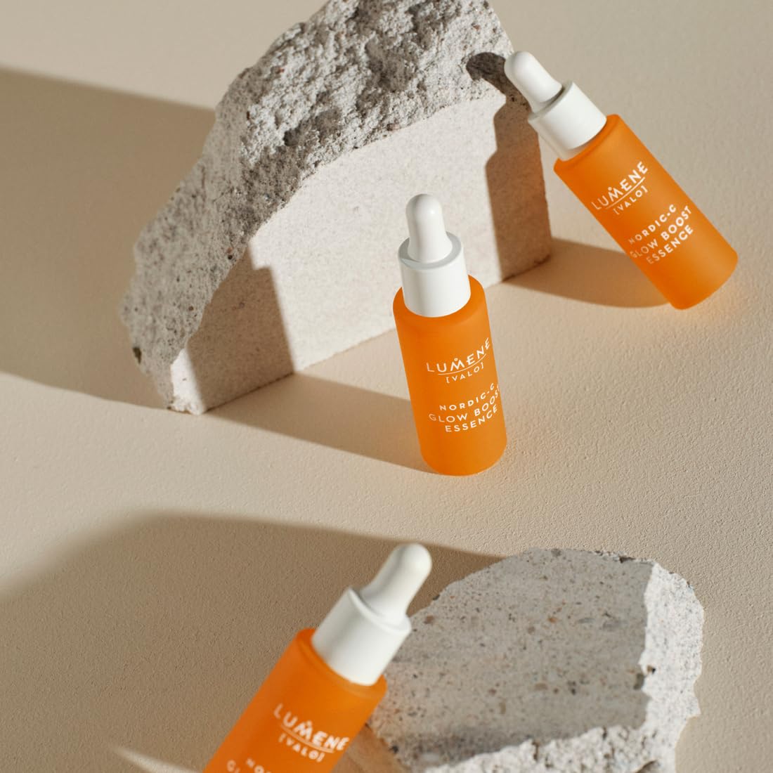 Lumene Nordic-C [Valo] Glow Boost Essence Serum for Face, Glow Up Vitamin C Serum with Hyaluronic Acid and Antioxidants, Enhancing Skin Hydration, 1 fl oz - Image 4