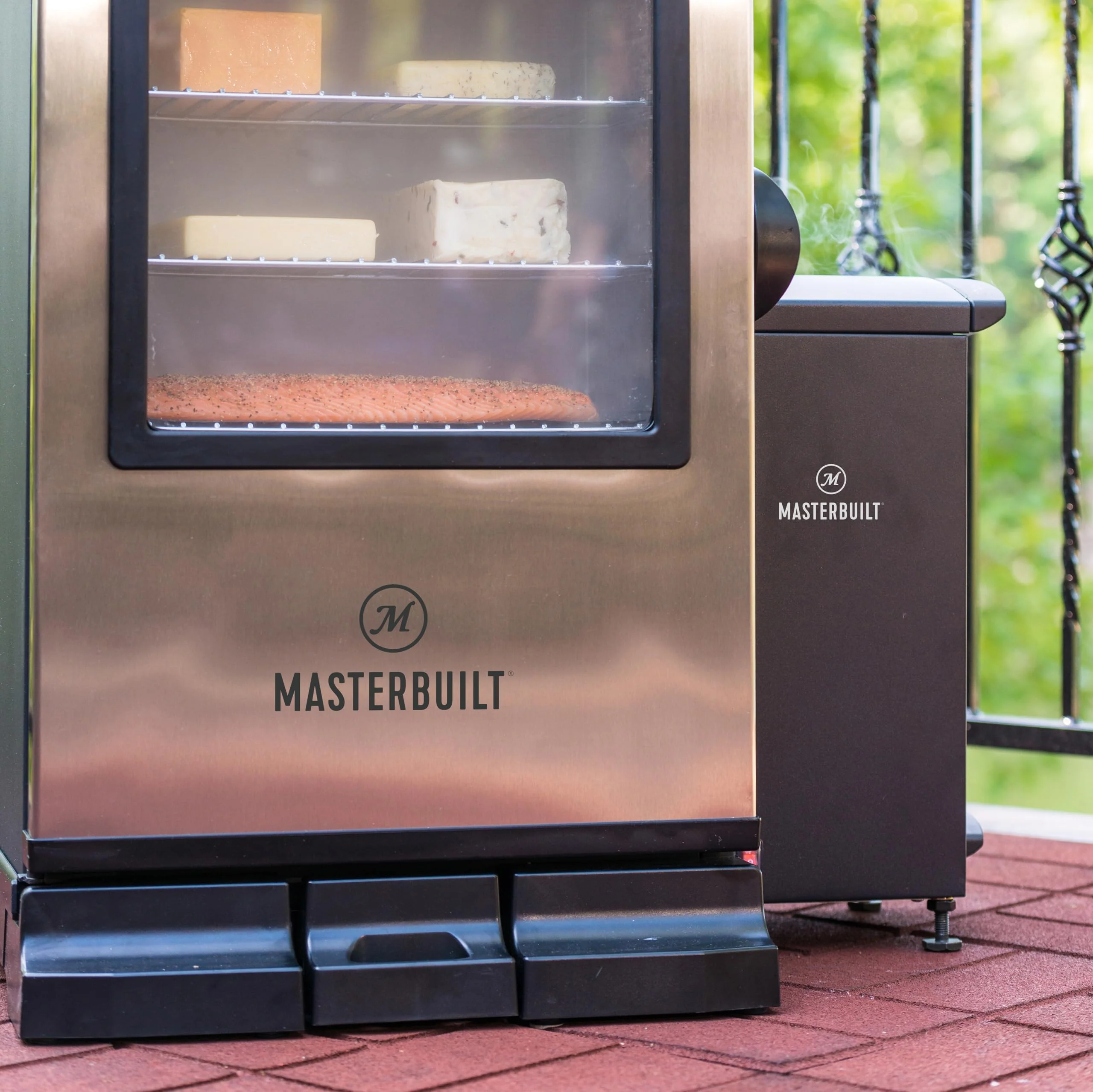 Masterbuilt® Slow and Cold Smoker Accessory Attachment With Removable Ash Tray for Masterbuilt Vertical BBQ Smokers in Black, 10" x 10" x 18", Model MB20100112 - Image 8