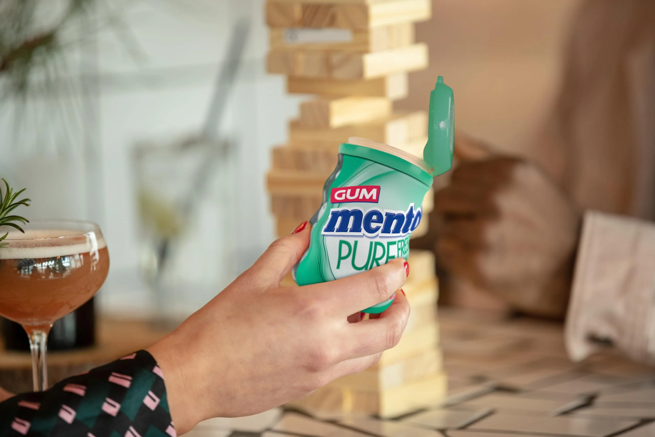 Mentos Pure Fresh Fresh Mint Chewing Gum 35 Pieces – Sugar-Free, Refreshing, Gluten-Free Sweet Treat, with Xylitol, 90 g (Pack of 6) - Image 2