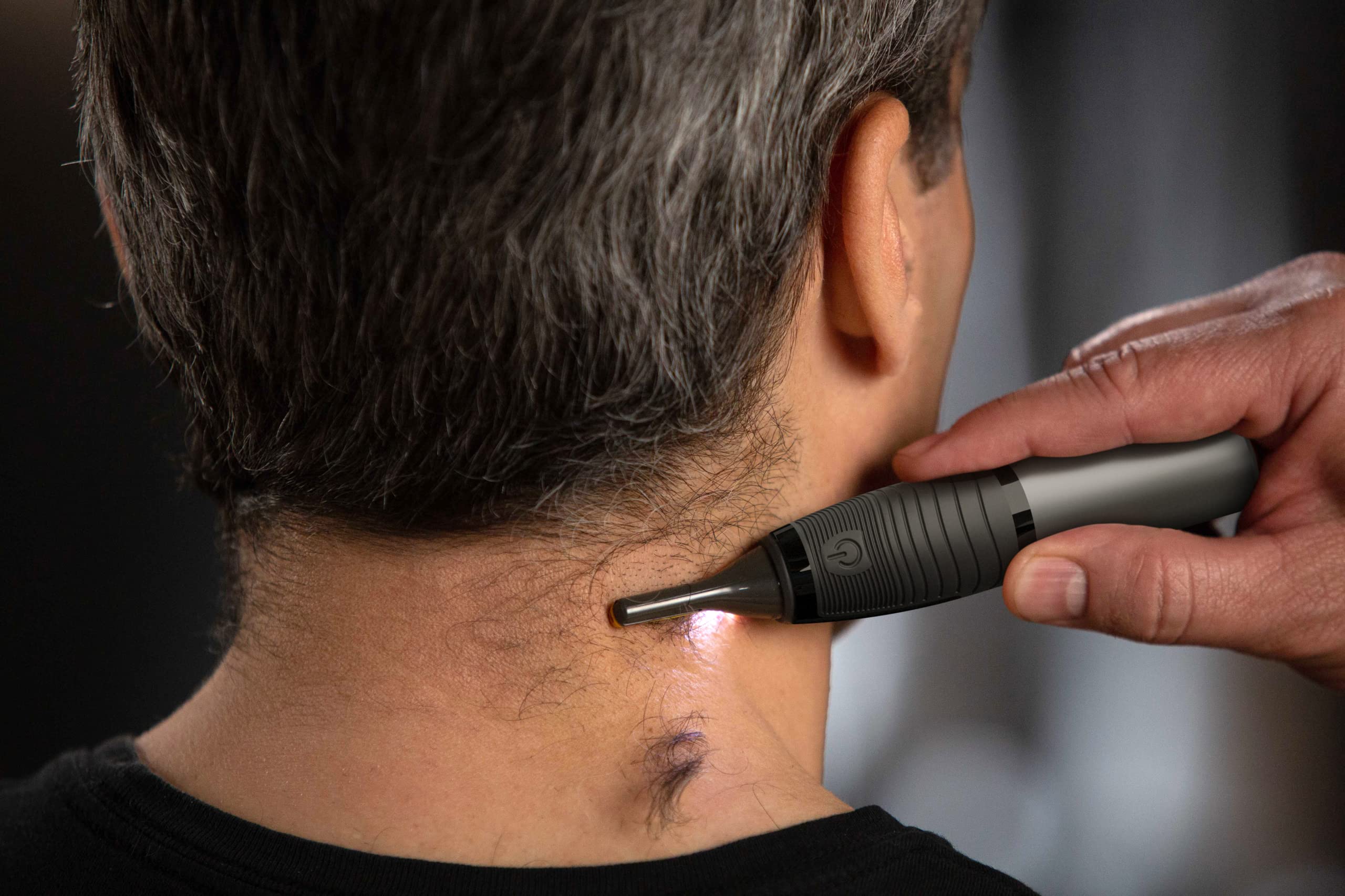 Microtouch MAX Lighted Personal Trimmer - Image 4