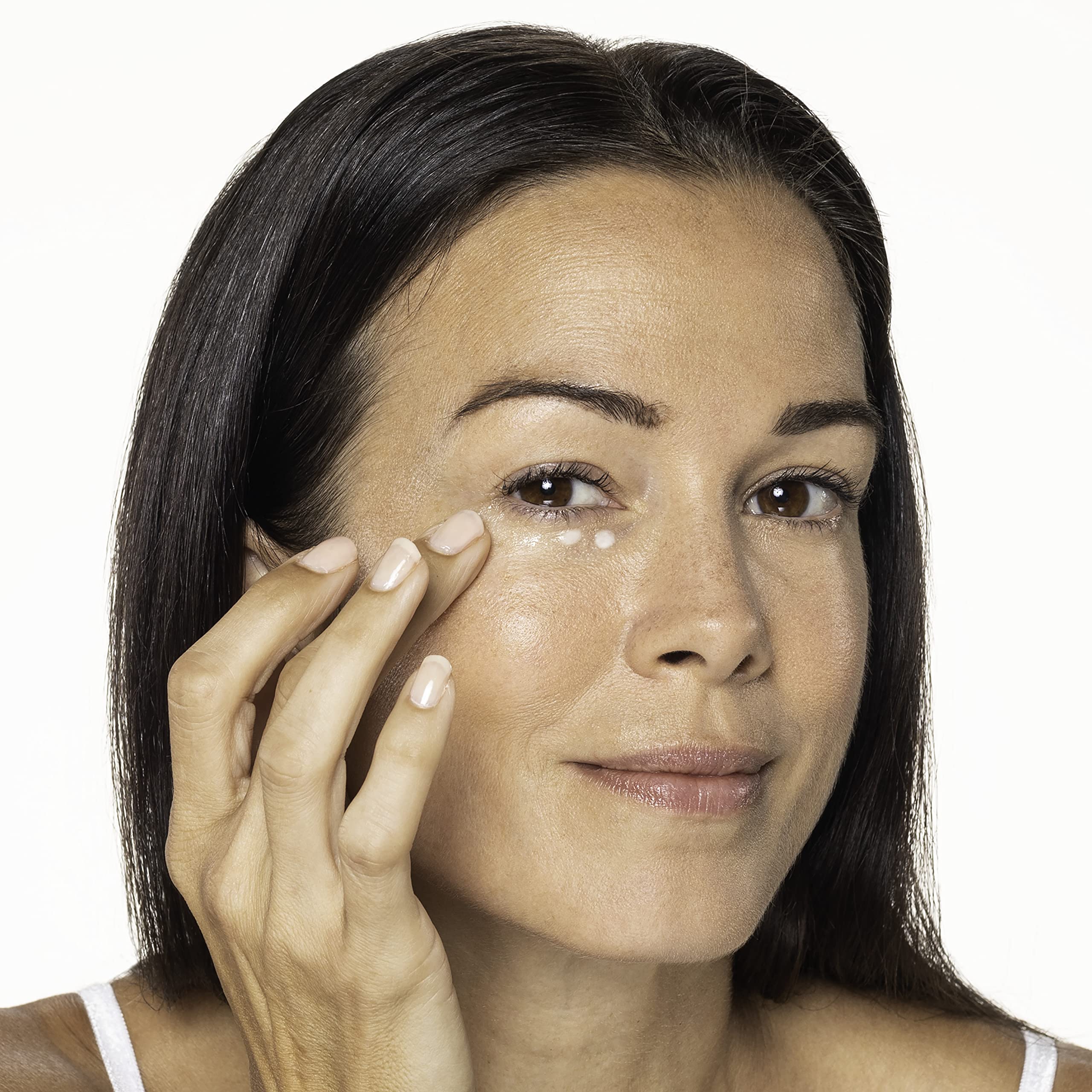 Neutrogena Rapid Wrinkle Repair Retinol Anti-Wrinkle Eye Cream for Dark Circles, Daily Eye Wrinkle Cream with Hyaluronic Acid & Retinol, Paraben-Free, 0.5 fl. oz - Image 9