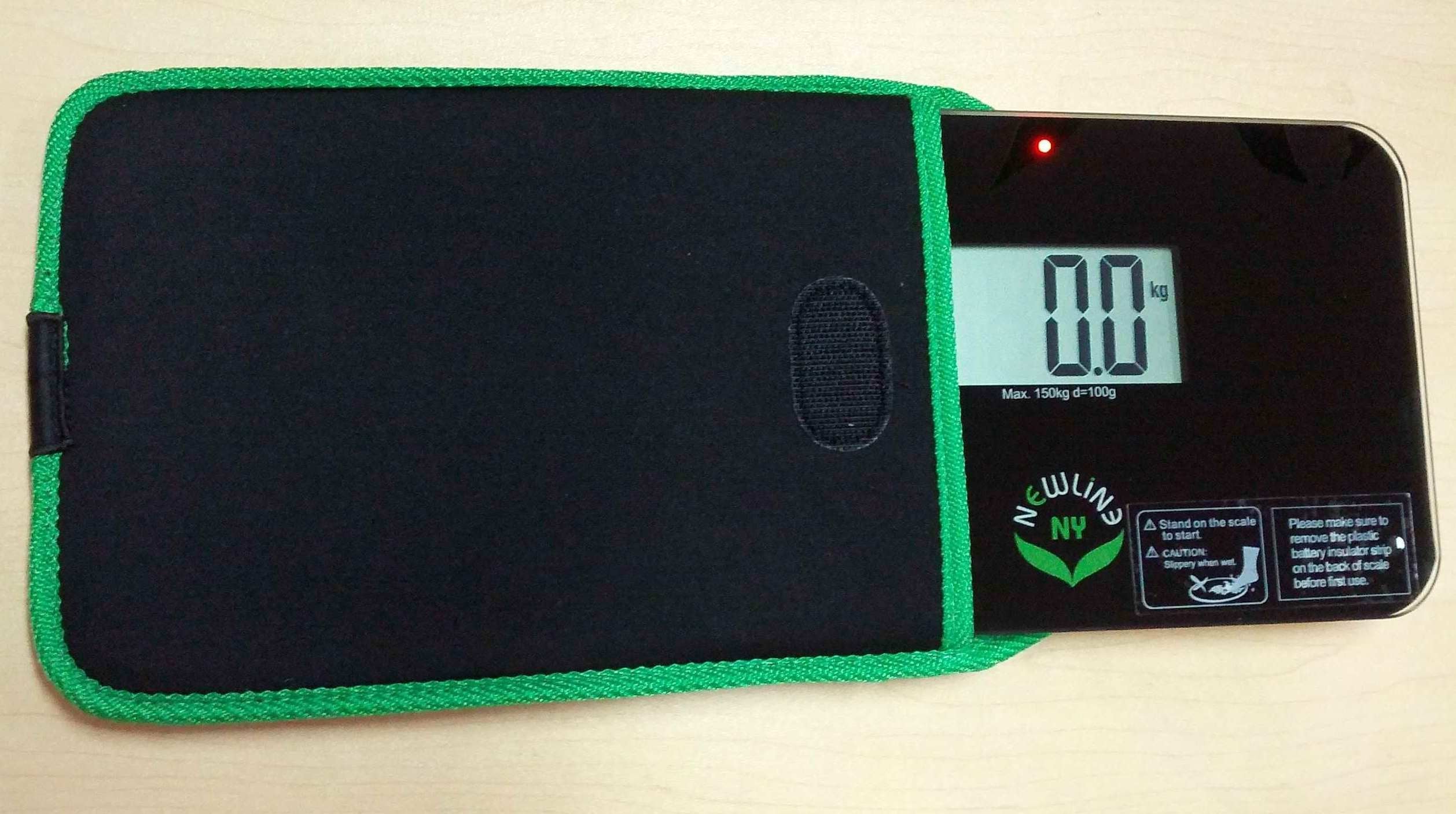 NewlineNY Step-on Super Mini Smallest Travel Bathroom Scale with Protection Sleeve: SBB0638SM-BK+S001MG - Image 10