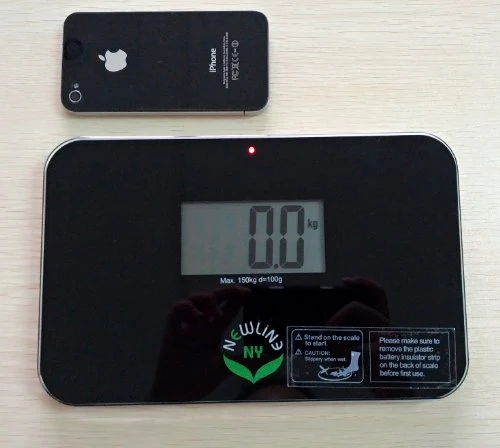 NewlineNY Step-on Super Mini Smallest Travel Bathroom Scale with Protection Sleeve: SBB0638SM-BK+S001MG - Image 3