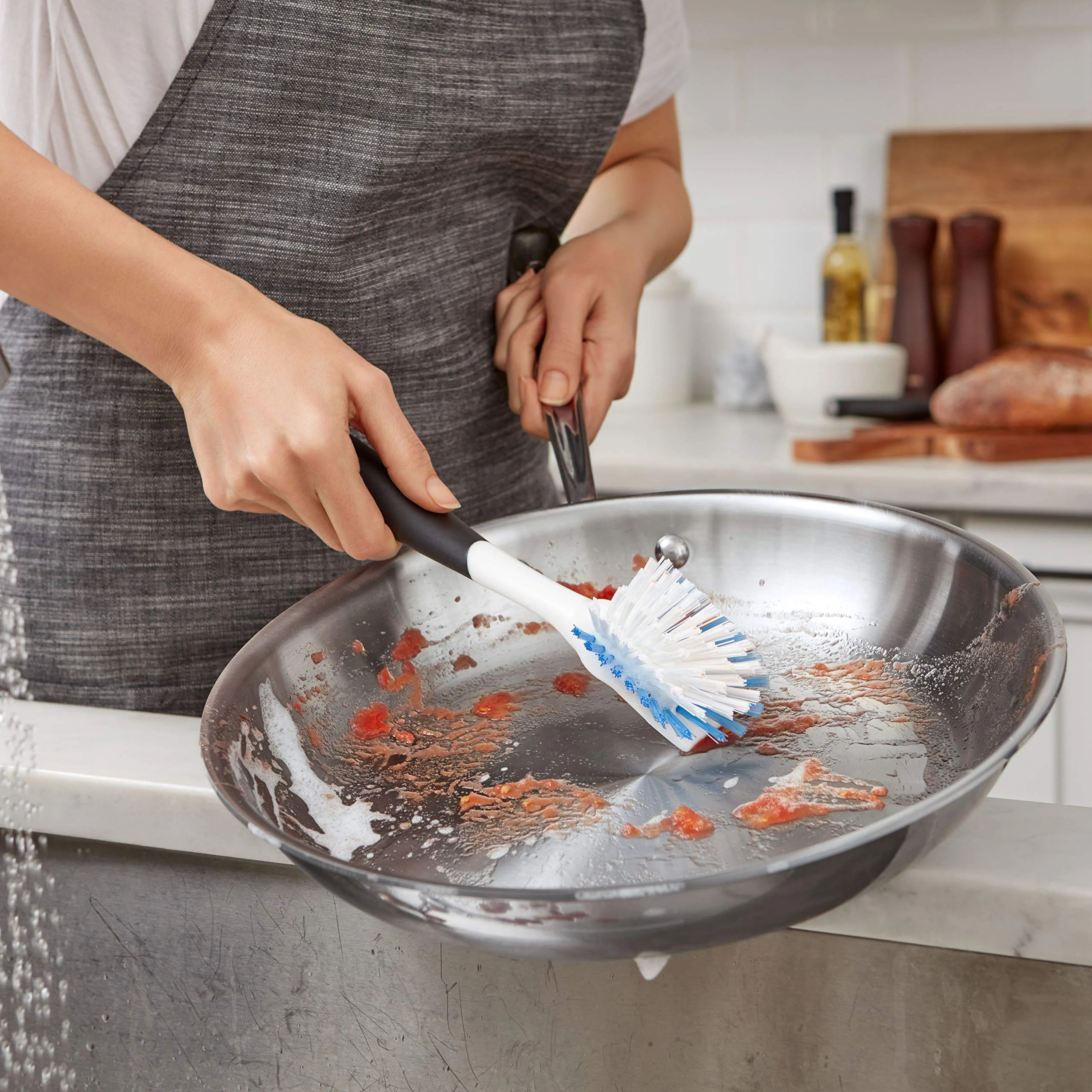 OXO Good Grips Dish Brush, Nylon Bristles with Built-in Scraper, Safe for Non-Stick Cookware, Non-Slip Handle, Dishwasher Safe - Image 2