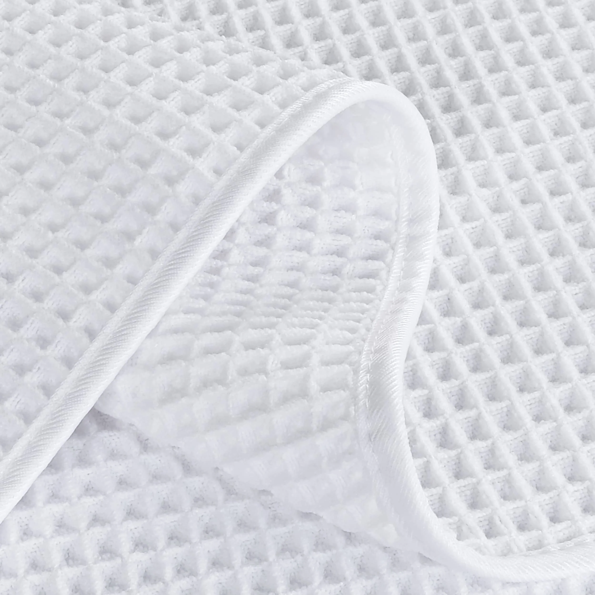 POLYTE 430 GSM Microfiber Lint Free Hand Towel, 16 x 30 in, 4 Pack (Waffle Weave) - Image 3