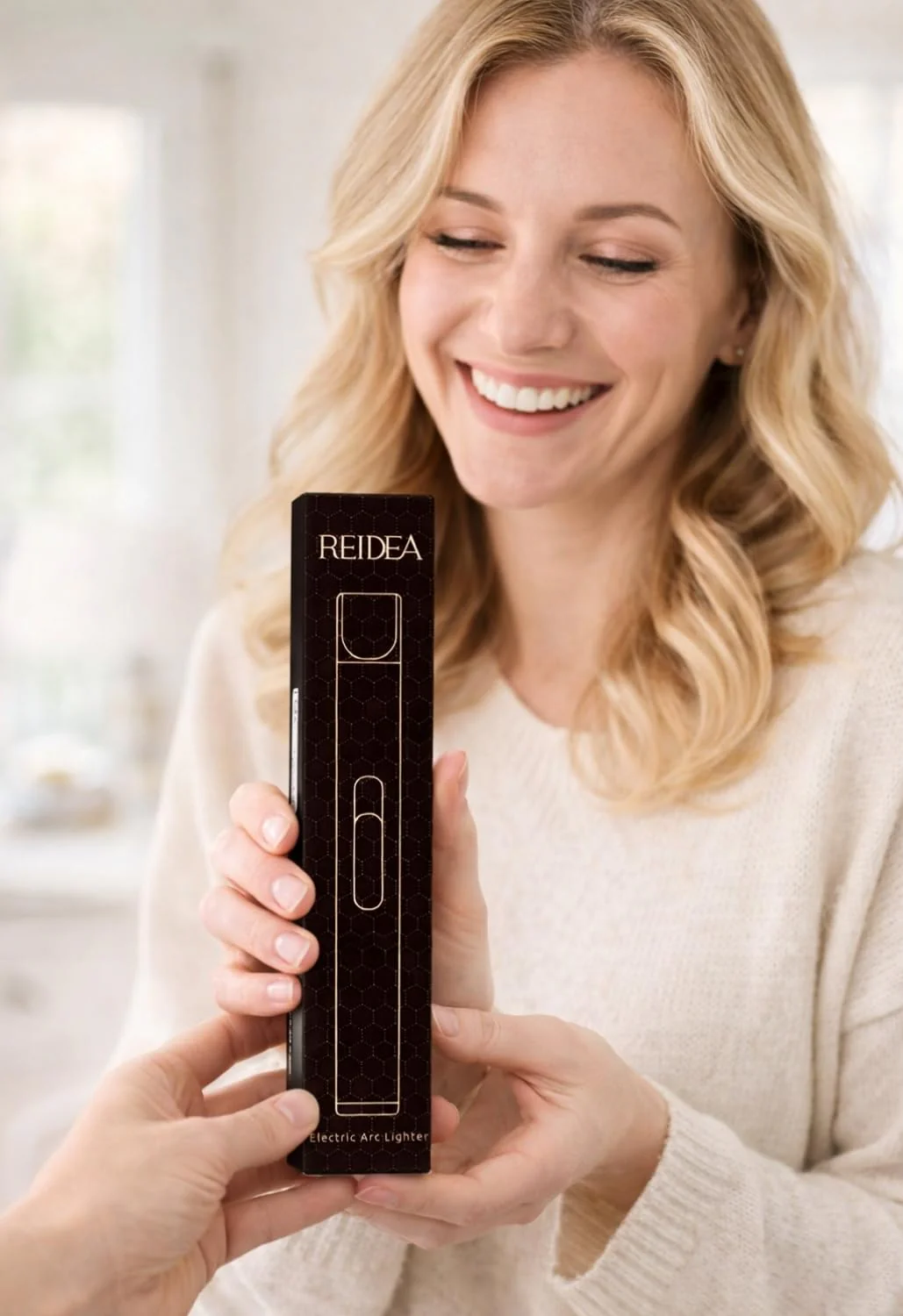 REIDEA 2 Pack Electric Arc Lighter, Windproof Flameless USB Rechargeable with Safe Button and Power Indicator for Candle, BBQ and Fireworks, Obsidian Black - Image 3