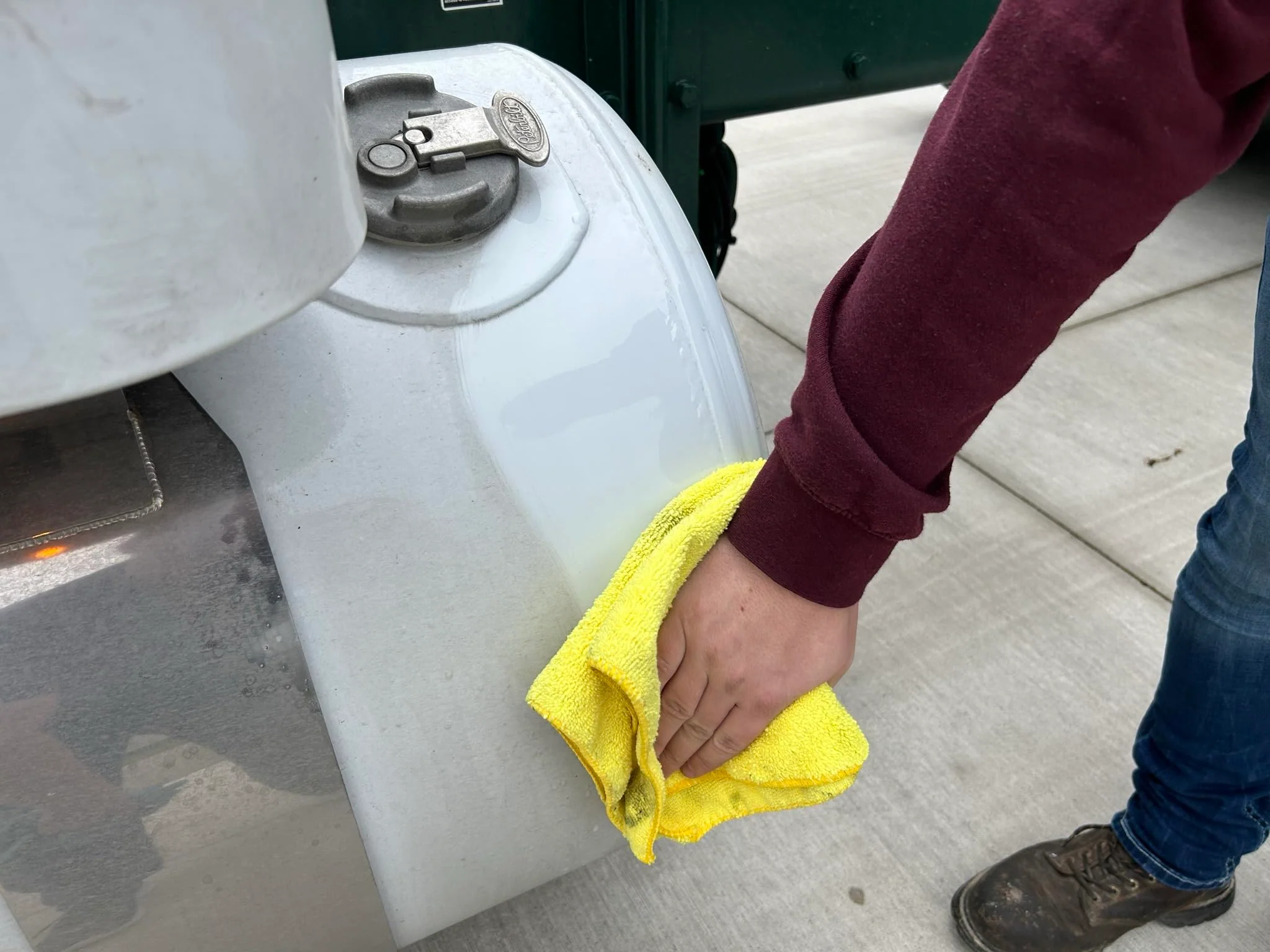 Release All Surface Cleaner & Degreaser (128 Oz) - Image 8