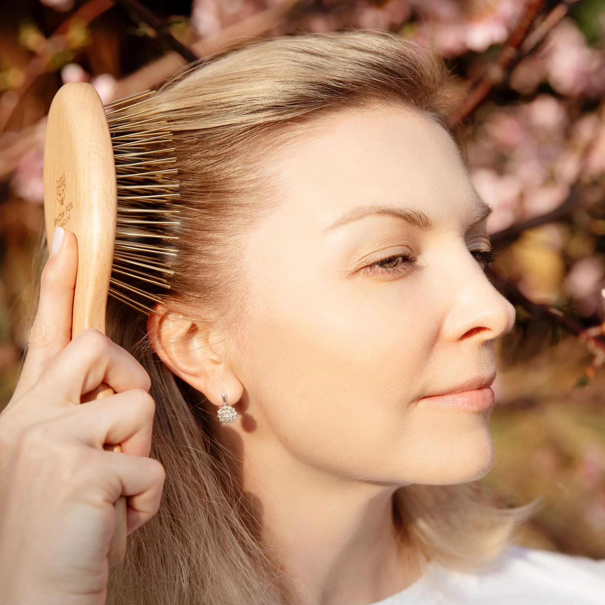 Snow Fox Skincare Gua Sha Hair Brush - Wooden Edition. Scalp Massage Comb with Gold-Plated Metal Bristles for Healthy Follicles. Soothing Gua Sha Acupressure Tool for All Hair Types - Image 4
