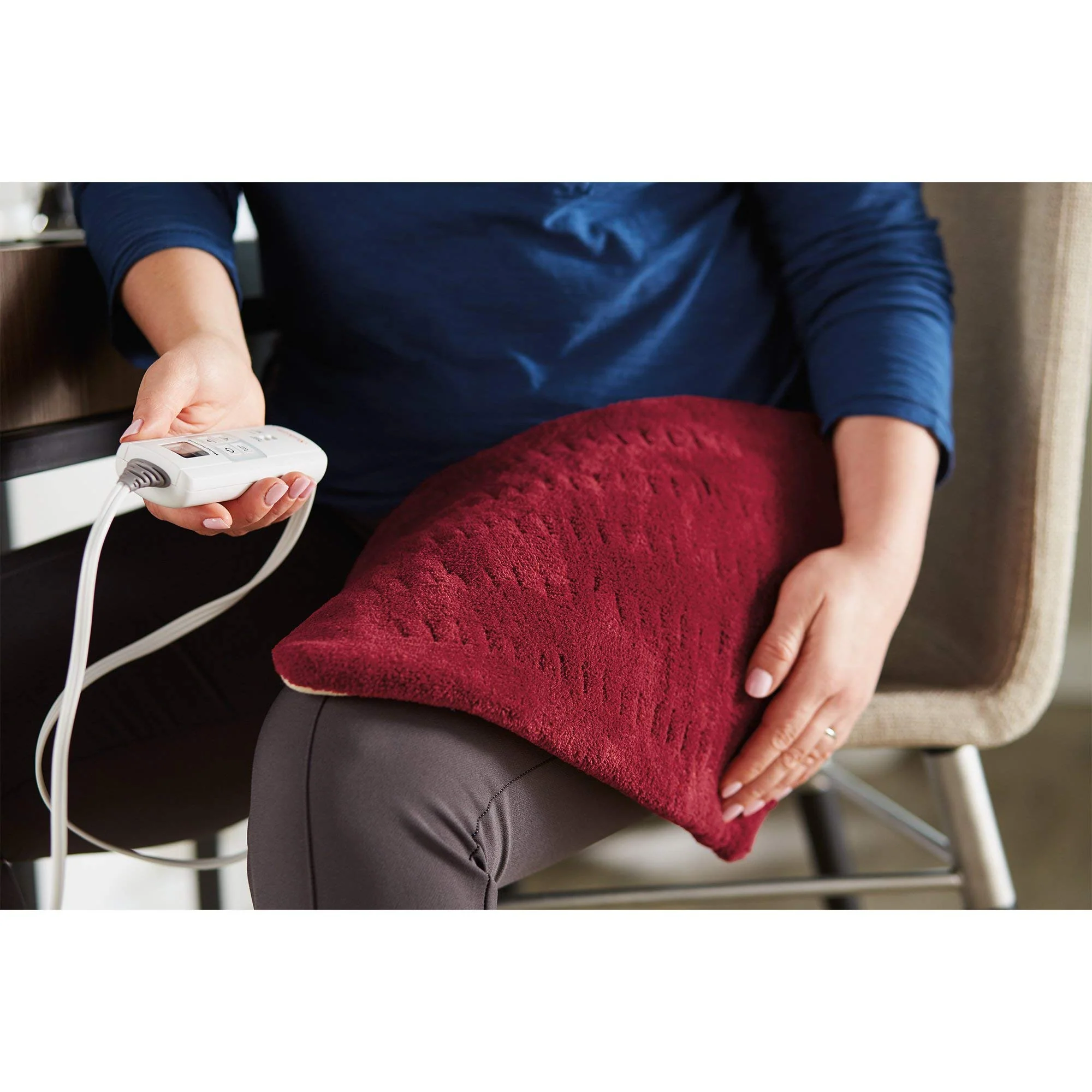 Sunbeam 002014-915-000 Xpressheat Heating Pad, Garnet Red, 12 x 15 Inch, Medium - Image 4
