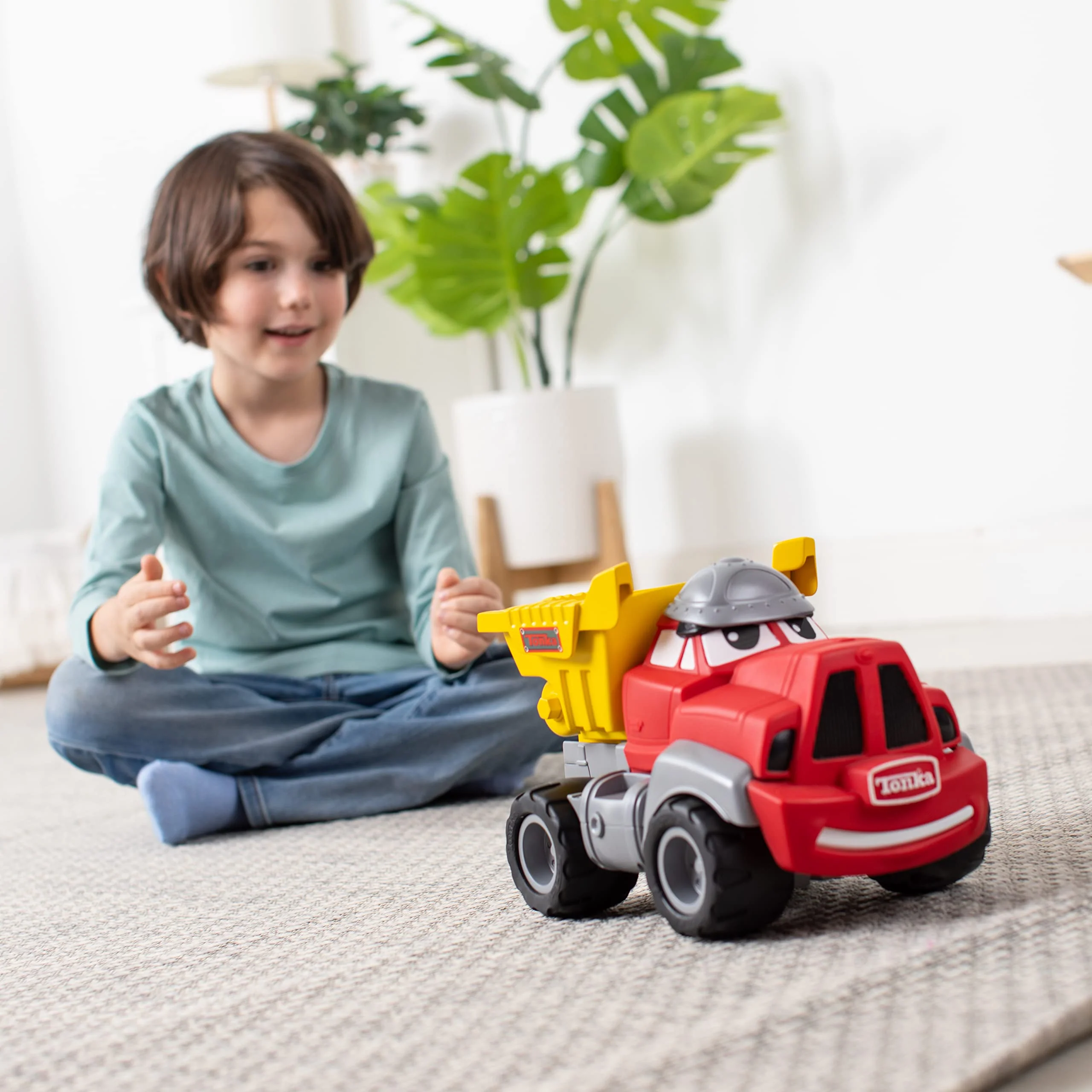 Tonka 06269 Interactive Talking Truck Toy for Toddlers Ages 2+ - Made of Sturdy Plastic with 20+ Sounds, Multicolor - Image 7