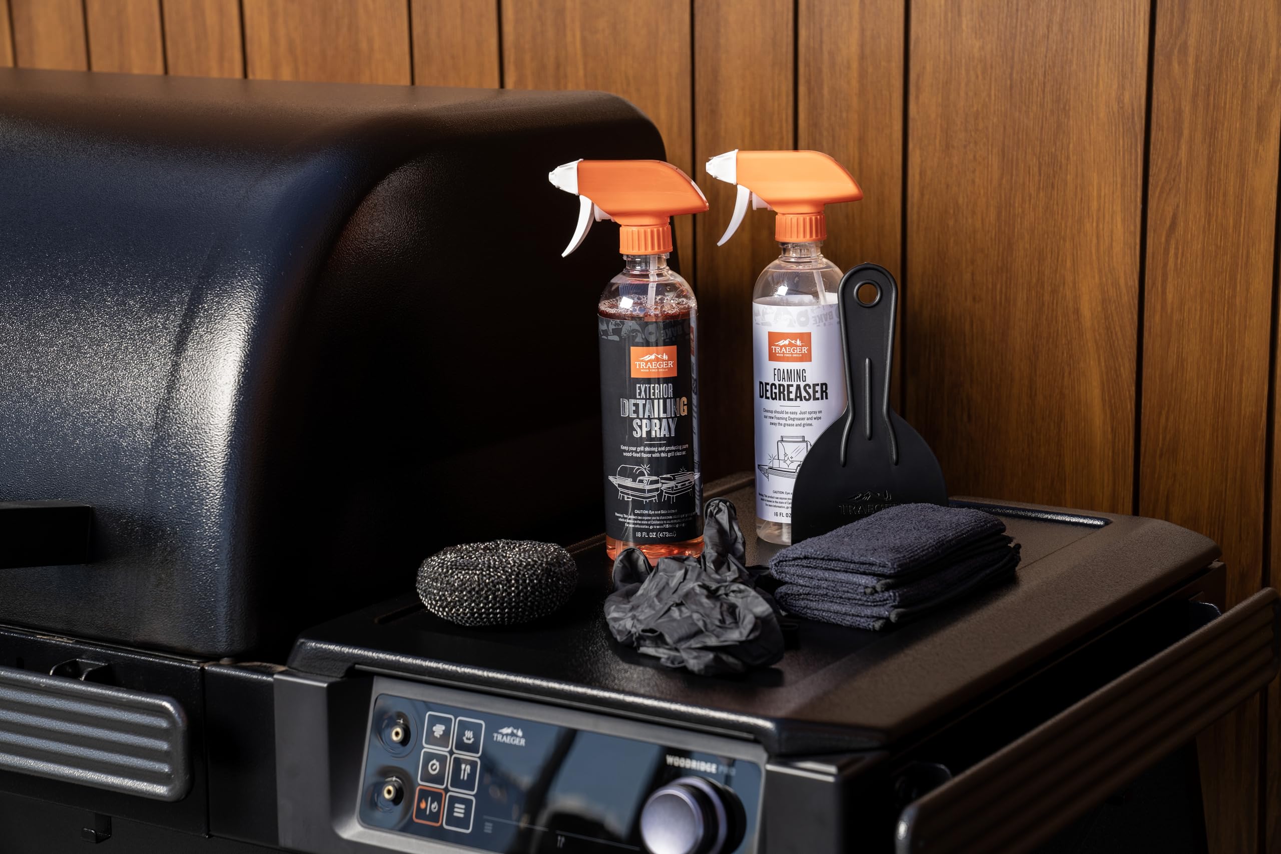 Traeger Grills Deep Cleaning Kit - Exterior Detailing Spray (16oz), Foaming Degreaser (16oz), Grill Scraper & Pad, Microfiber Towels, Nitrile Gloves - Tools for cleaning Grill, Smoker, Oven, Griddle - Image 8