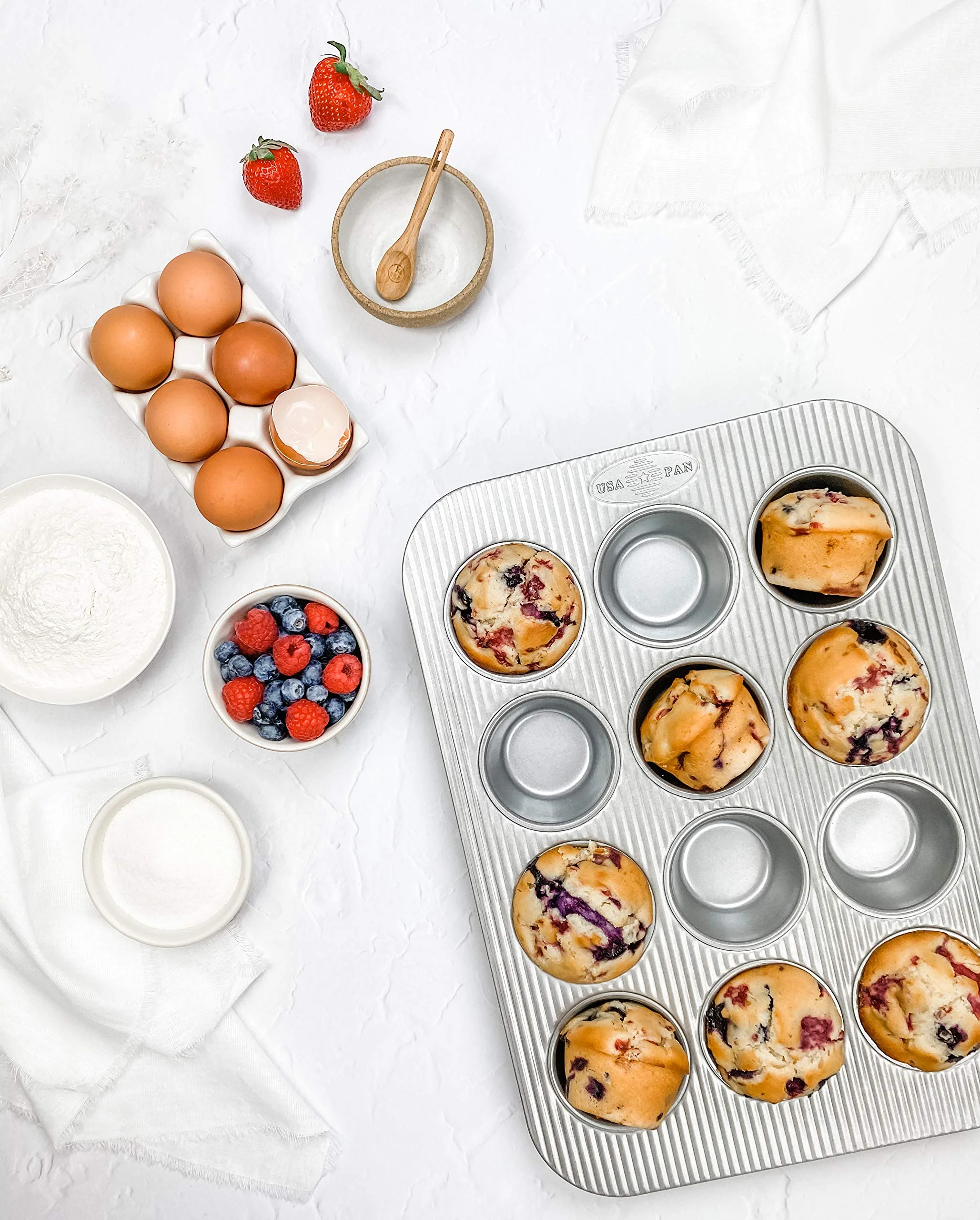 USA Pan Bakeware Muffin Pan, 12-Well, Set of 2, Aluminized Steel - Image 7