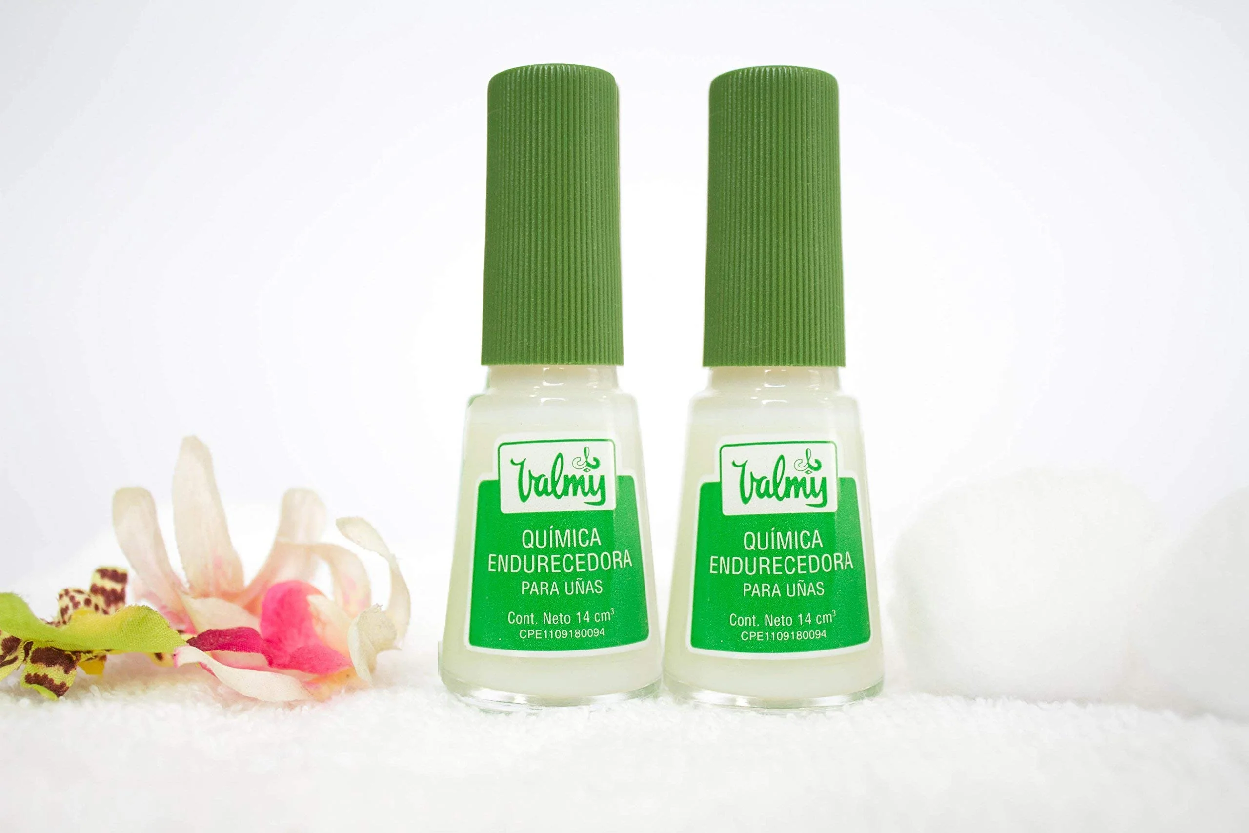 Valmy Nail Hardener & Nail Strengthener for Thin Nails and Growth - Nail Growth Treatment, Protection & Nail Repair for Damaged Nails - Base Coat Nail Polish, 0.47 Fl oz (2 Pack) - Image 4